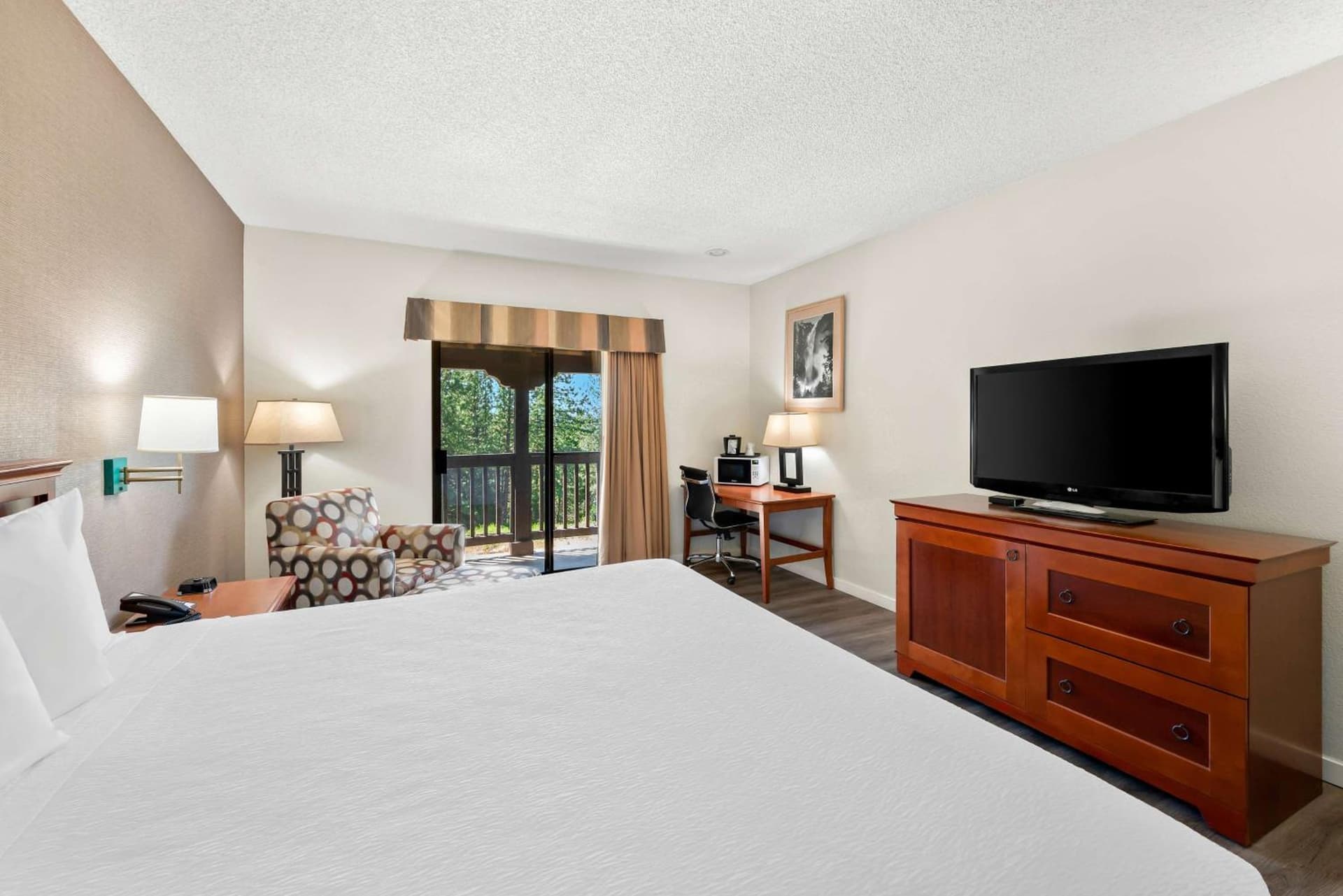 Best Western Stagecoach Inn gallery photo in Pollock Pines, CA — image 4
