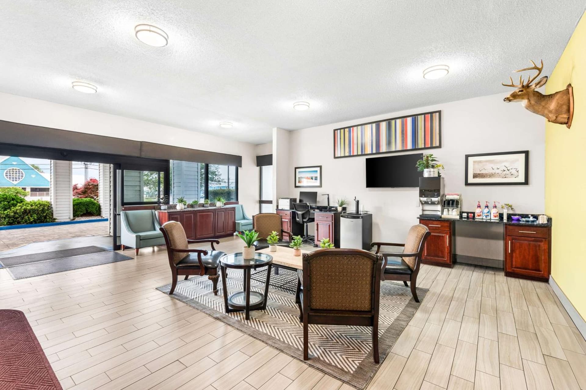 Best Western Kent Narrows Inn property views in Grasonville, MD — gallery photo 3