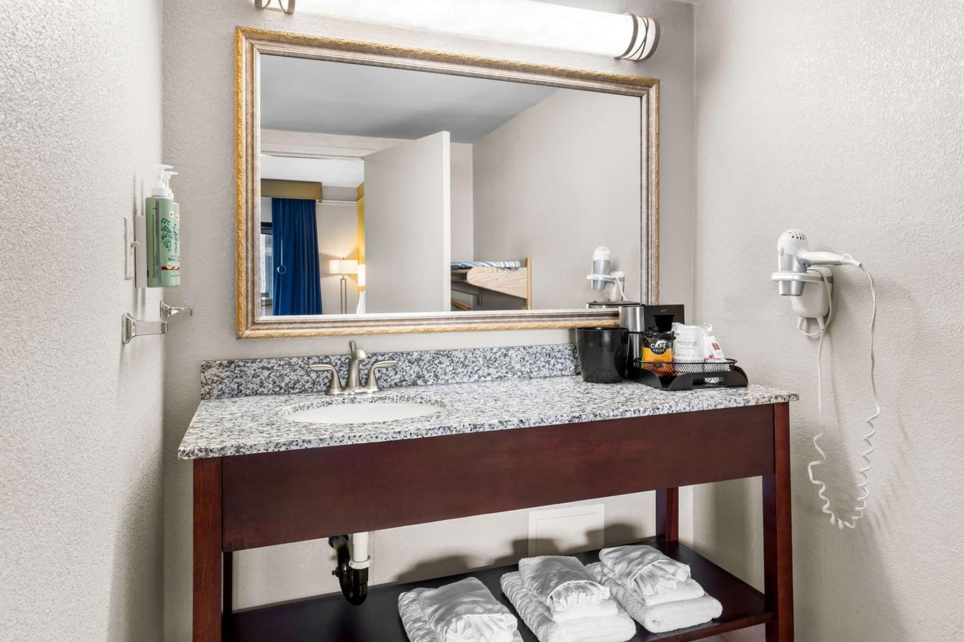 Best Western Kent Narrows Inn gallery photo in Grasonville, MD — image 7