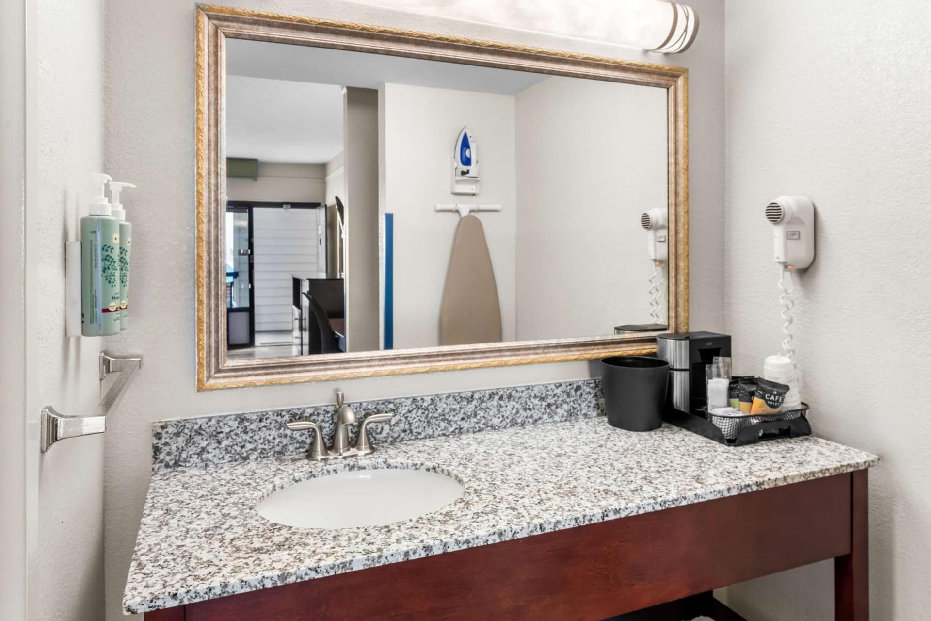 Best Western Kent Narrows Inn gallery photo in Grasonville, MD — image 9