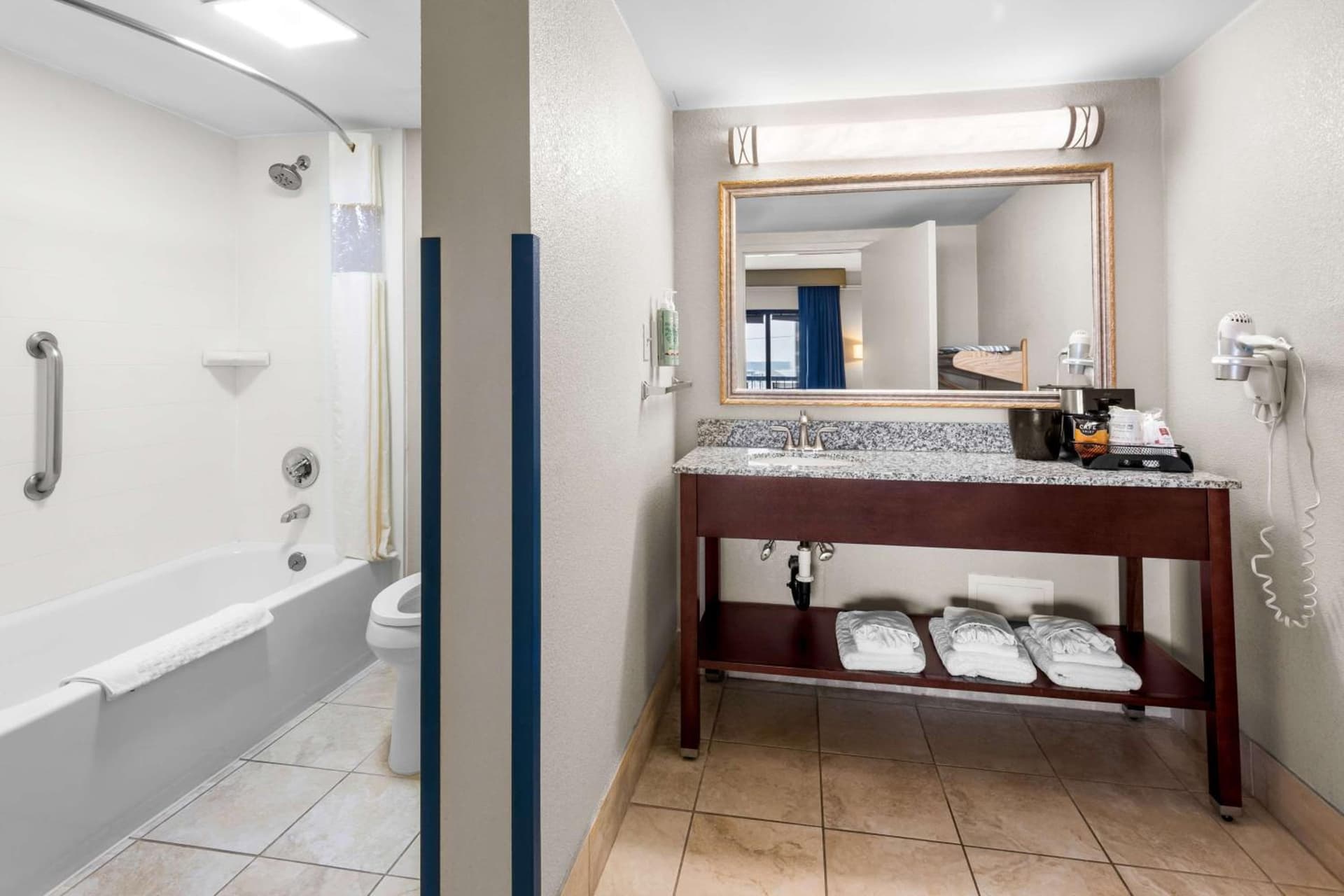 Best Western Kent Narrows Inn property views in Grasonville, MD — gallery photo 3