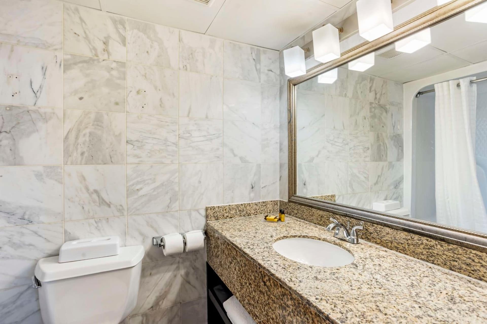 Aiden by Best Western Newark Airport gallery photo in Newark, NJ — image 37