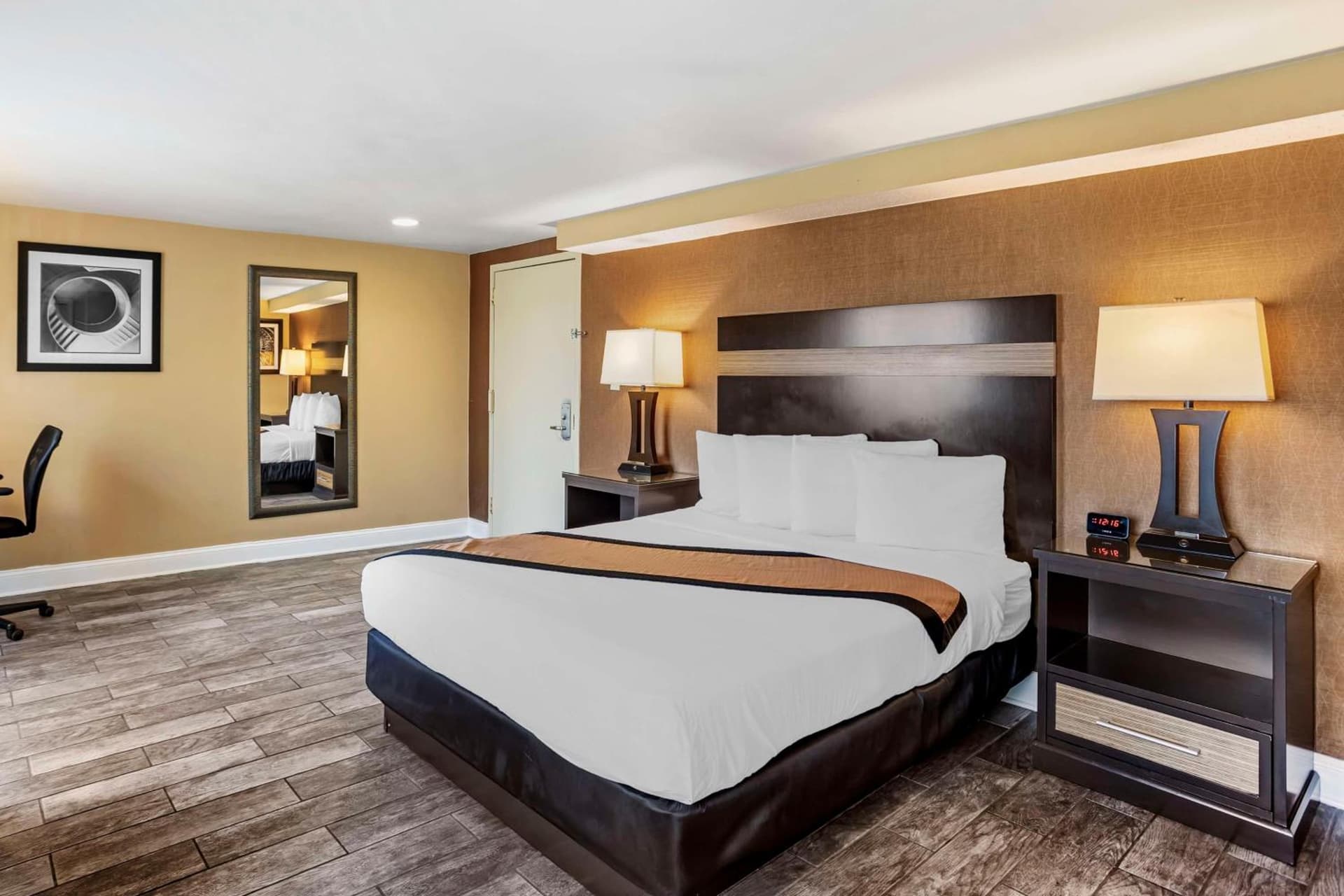 Aiden by Best Western Newark Airport gallery photo in Newark, NJ — image 16