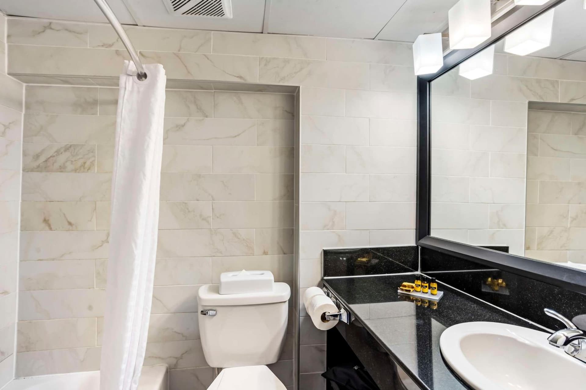 Aiden by Best Western Newark Airport gallery photo in Newark, NJ — image 25
