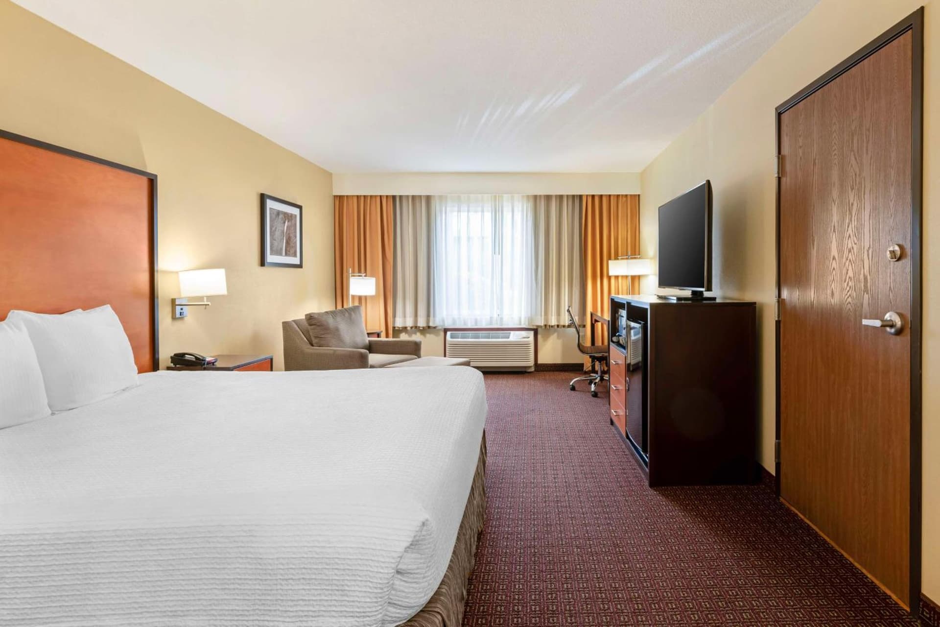 Best Western Cascade Inn & Suites gallery photo in Troutdale, OR — image 16