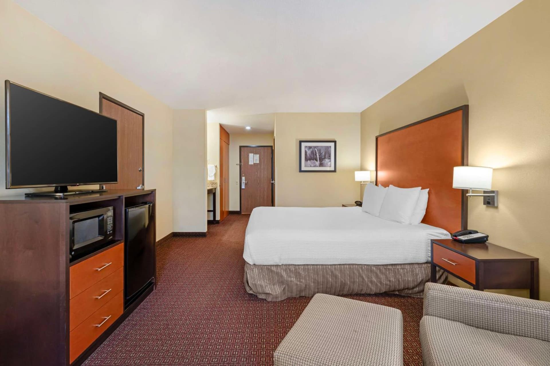 Best Western Cascade Inn & Suites gallery photo in Troutdale, OR — image 27