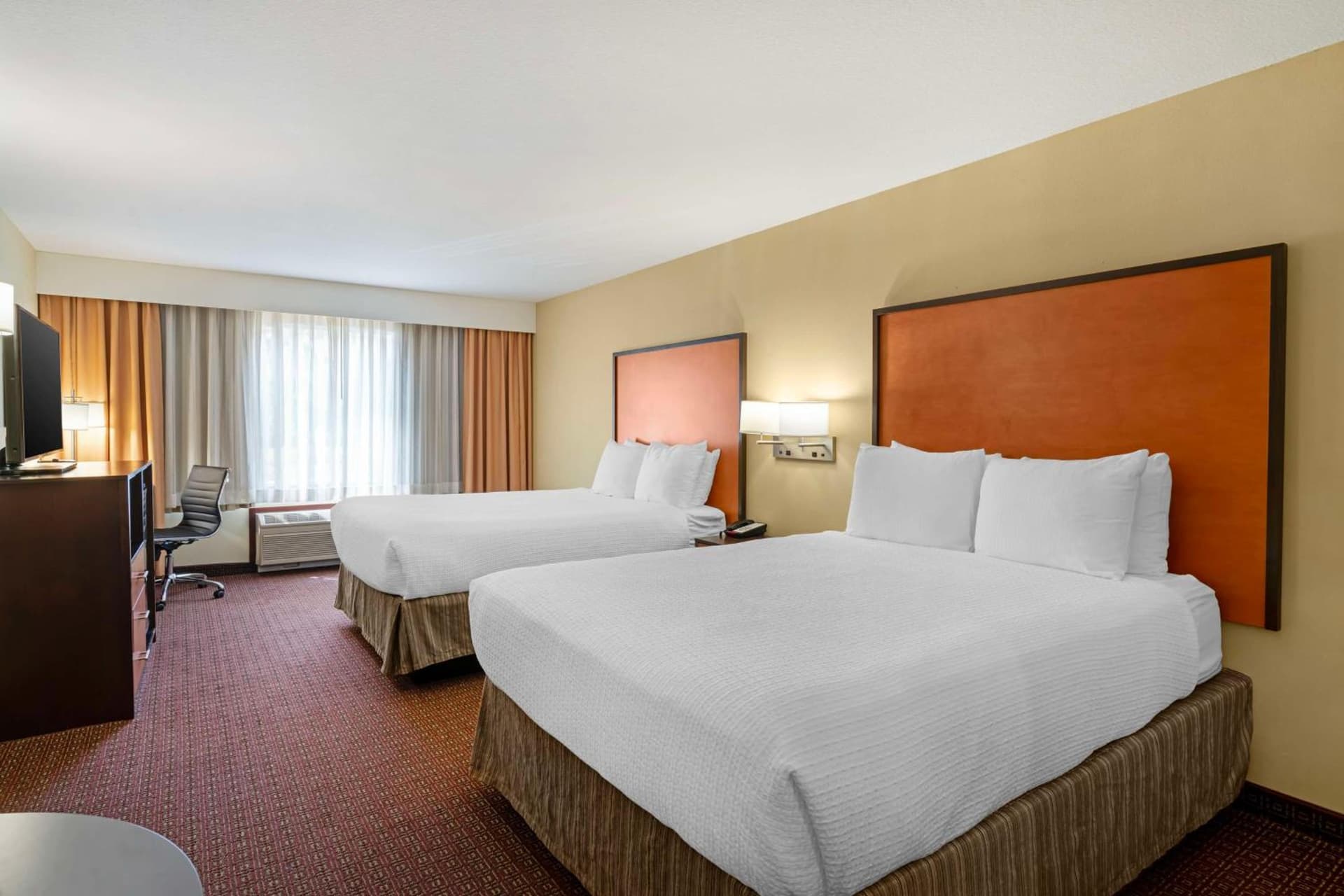 Best Western Cascade Inn & Suites gallery photo in Troutdale, OR — image 33