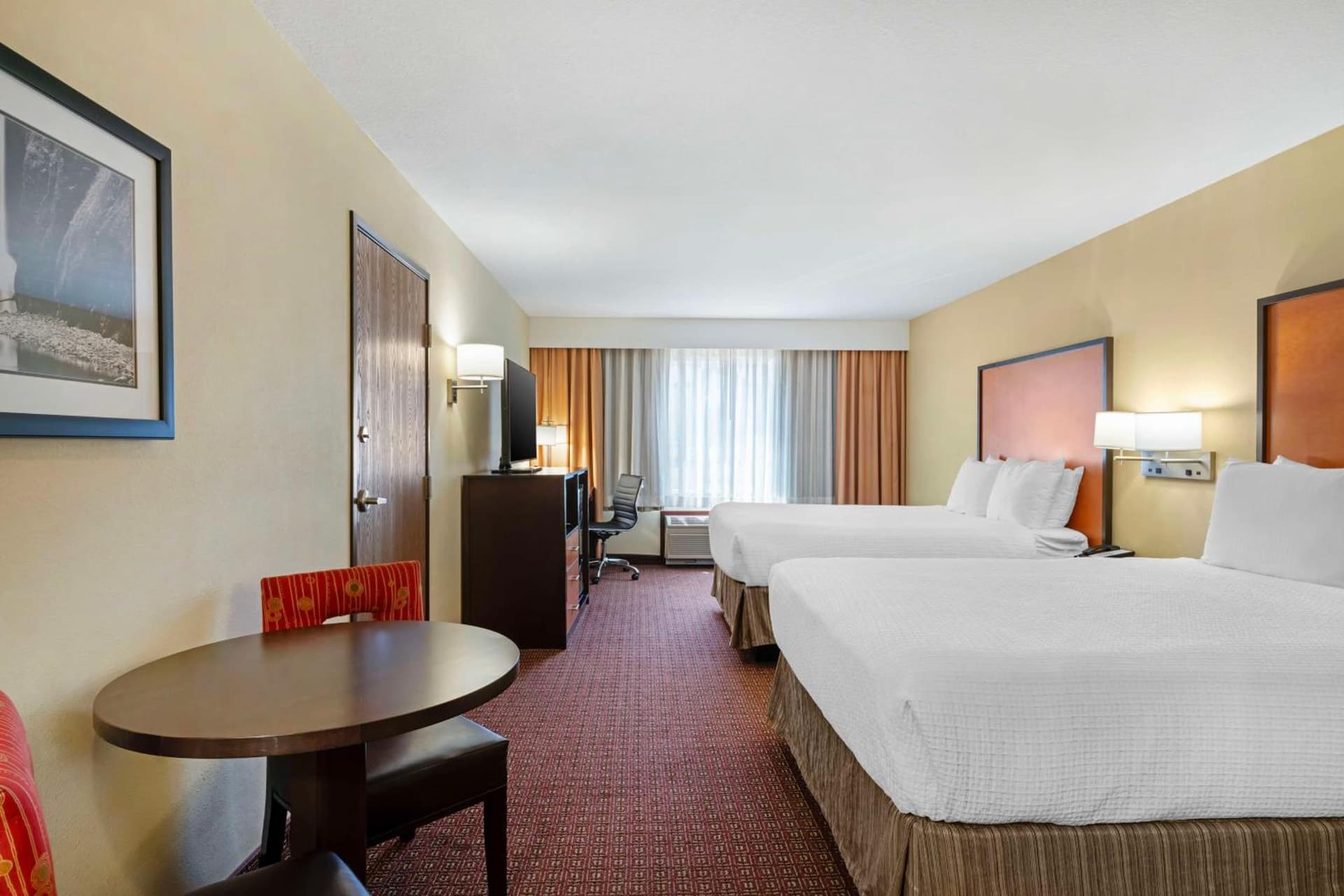 Best Western Cascade Inn & Suites gallery photo in Troutdale, OR — image 39
