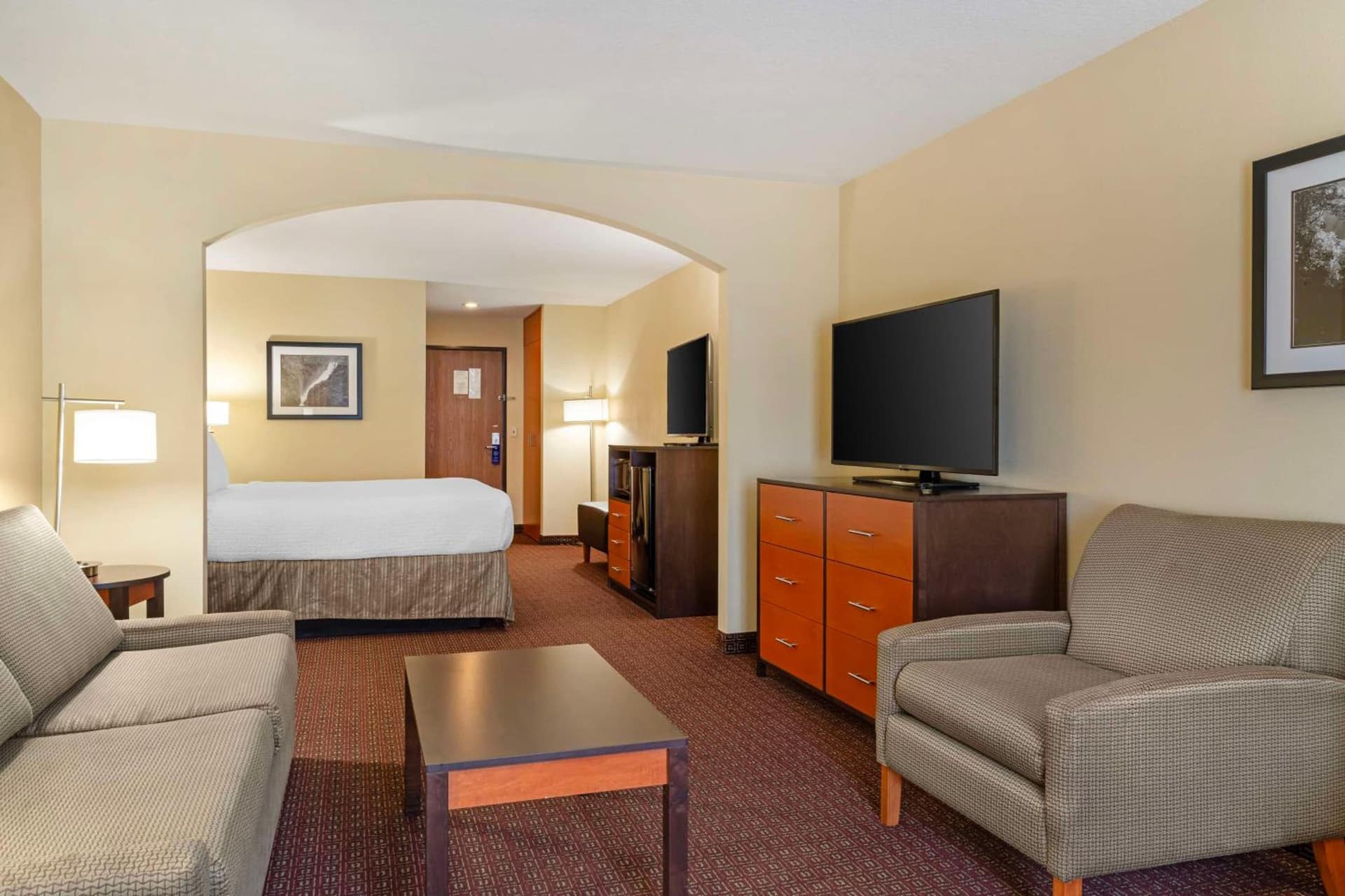 Best Western Cascade Inn & Suites gallery photo in Troutdale, OR — image 12