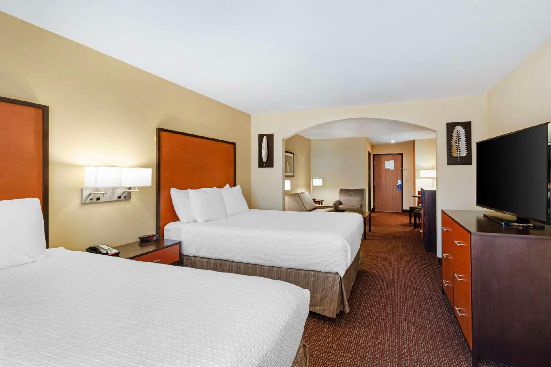 Best Western Cascade Inn & Suites gallery photo in Troutdale, OR — image 37