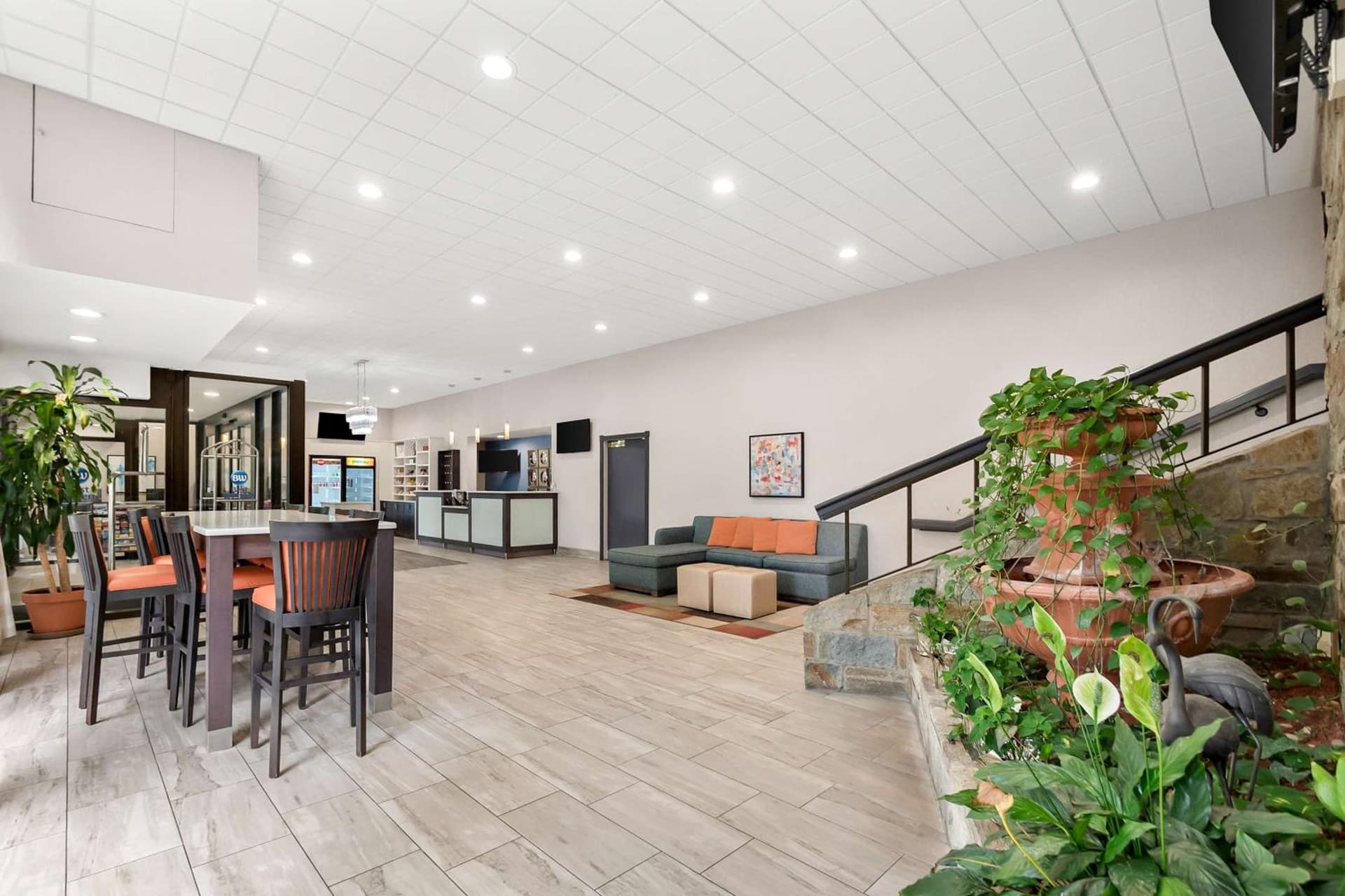 Best Western Fairfax City property views in Fairfax, VA — gallery photo 3