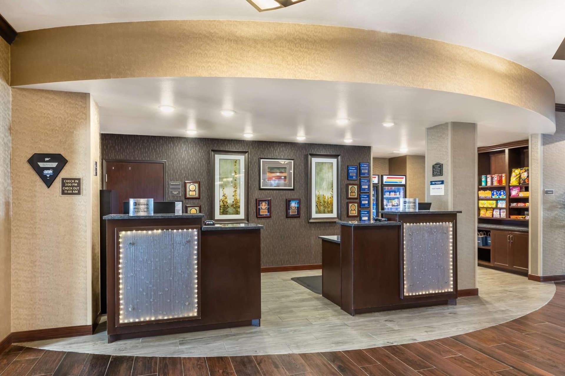Best Western PLUS Casper Inn & Suites interior in Casper, WY — gallery photo 2