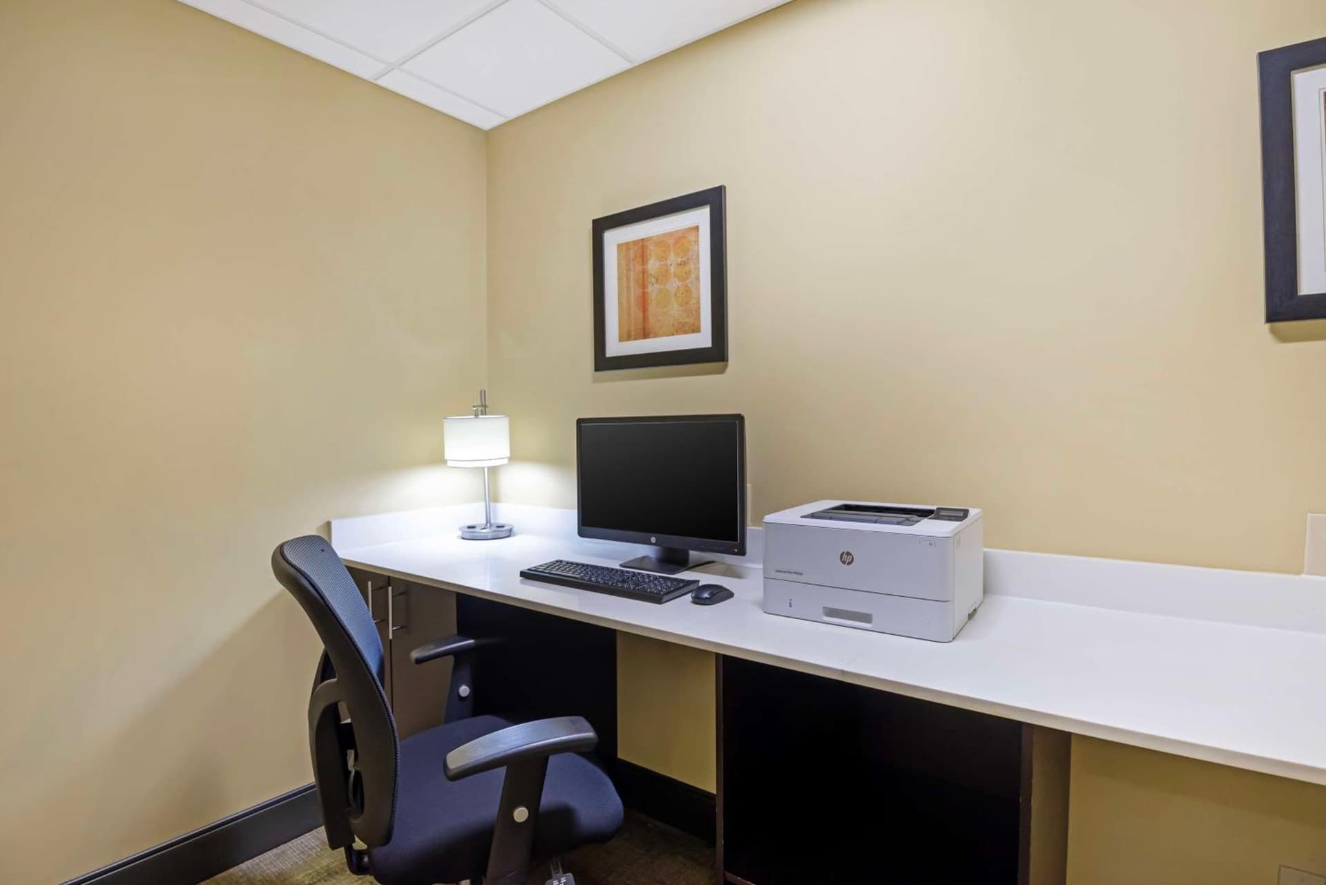 Best Western Plus Thornburg Inn & Suites gallery photo in Thornburg — image 35