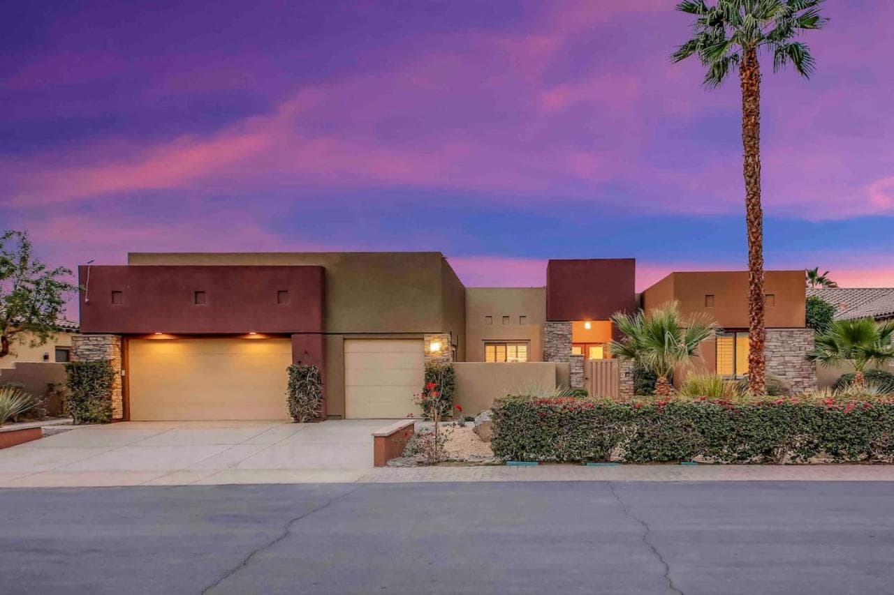 Ambitions Walk-in Theater gallery photo in Indio, CA — image 38