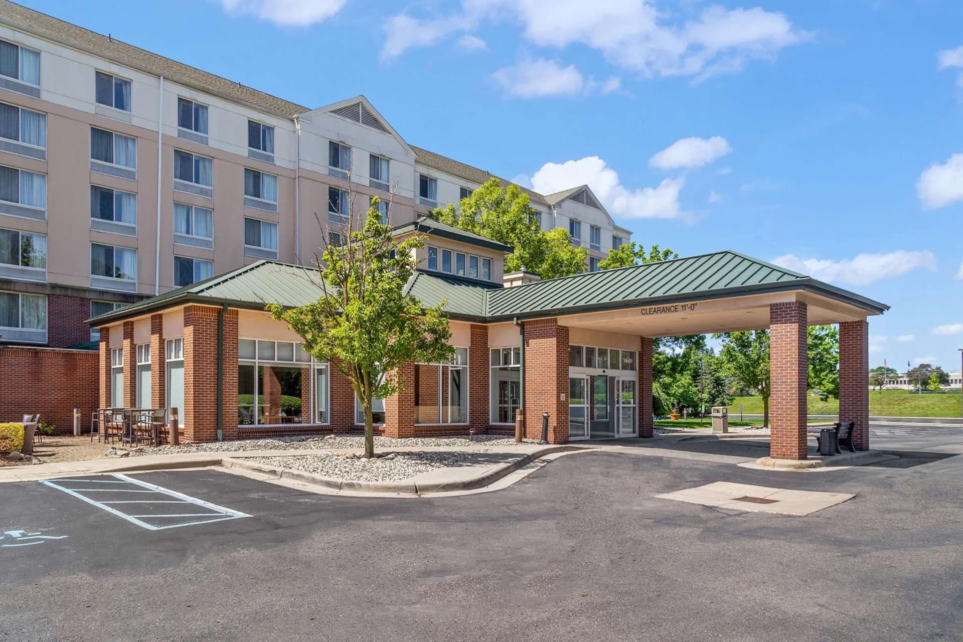 Hilton Garden Inn Plymouth property views in Plymouth, MI — gallery photo 3