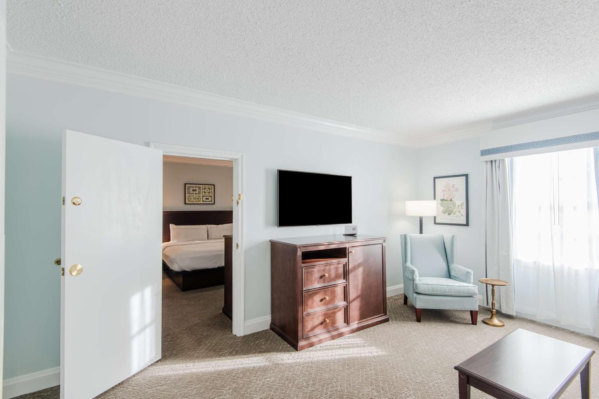 The Founders Inn & Spa Tapestry Collection By Hilton interior in Virginia Beach, VA — gallery photo 2