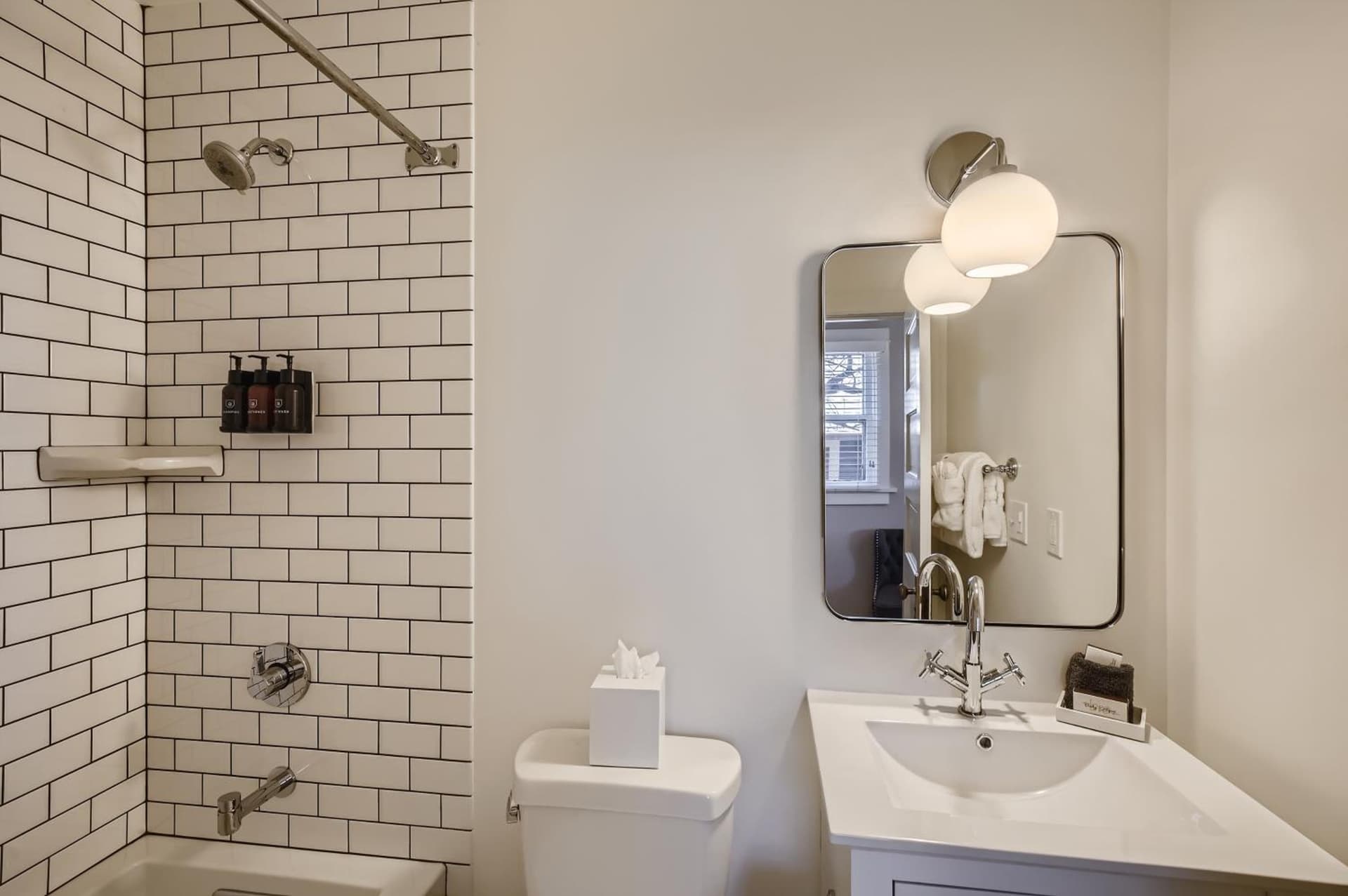 Colorado Chautauqua Cottages interior in Boulder, CO — gallery photo 2