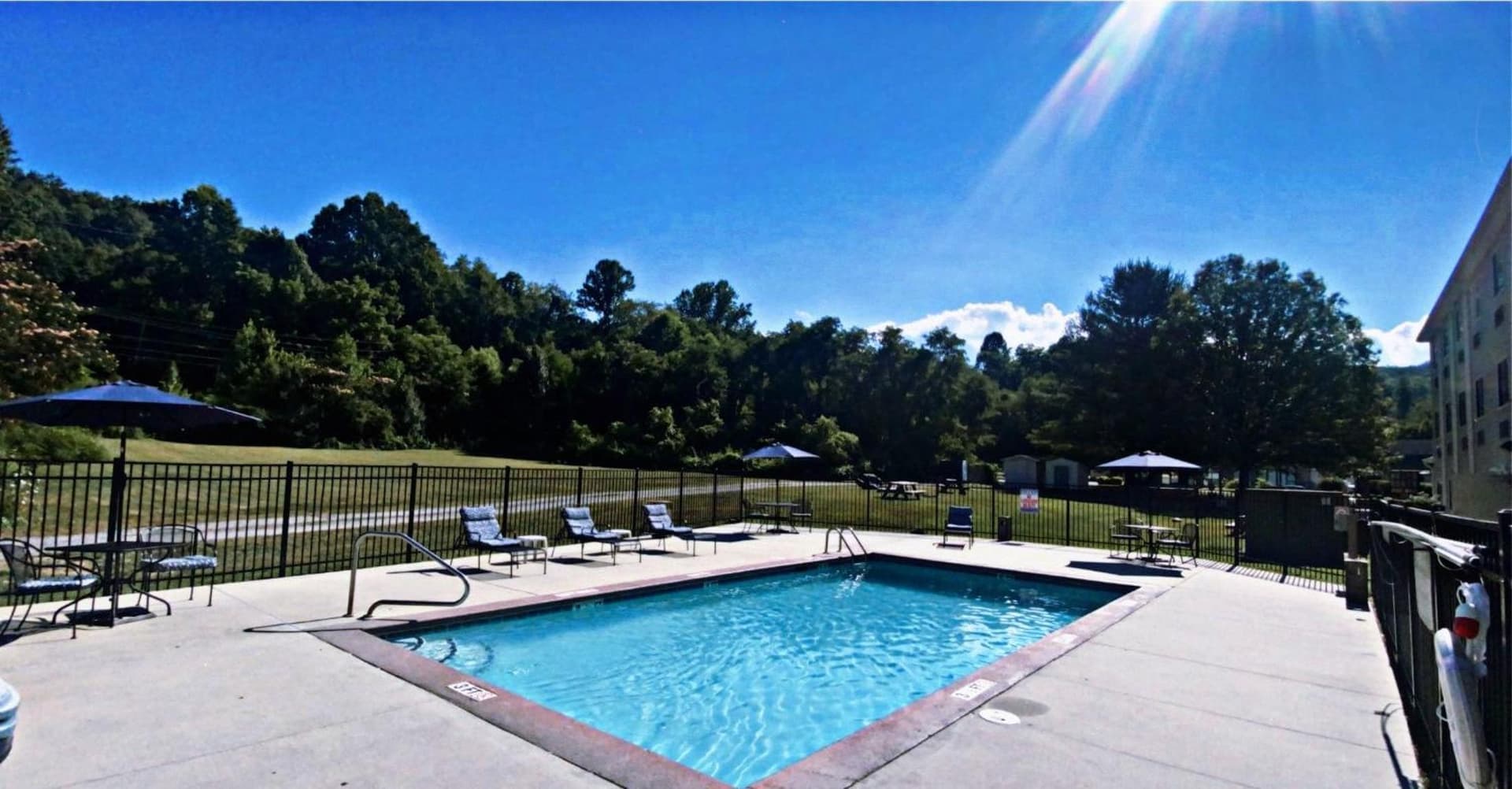 Microtel Inn & Suites by Wyndham Cherokee interior in Cherokee, NC — gallery photo 2