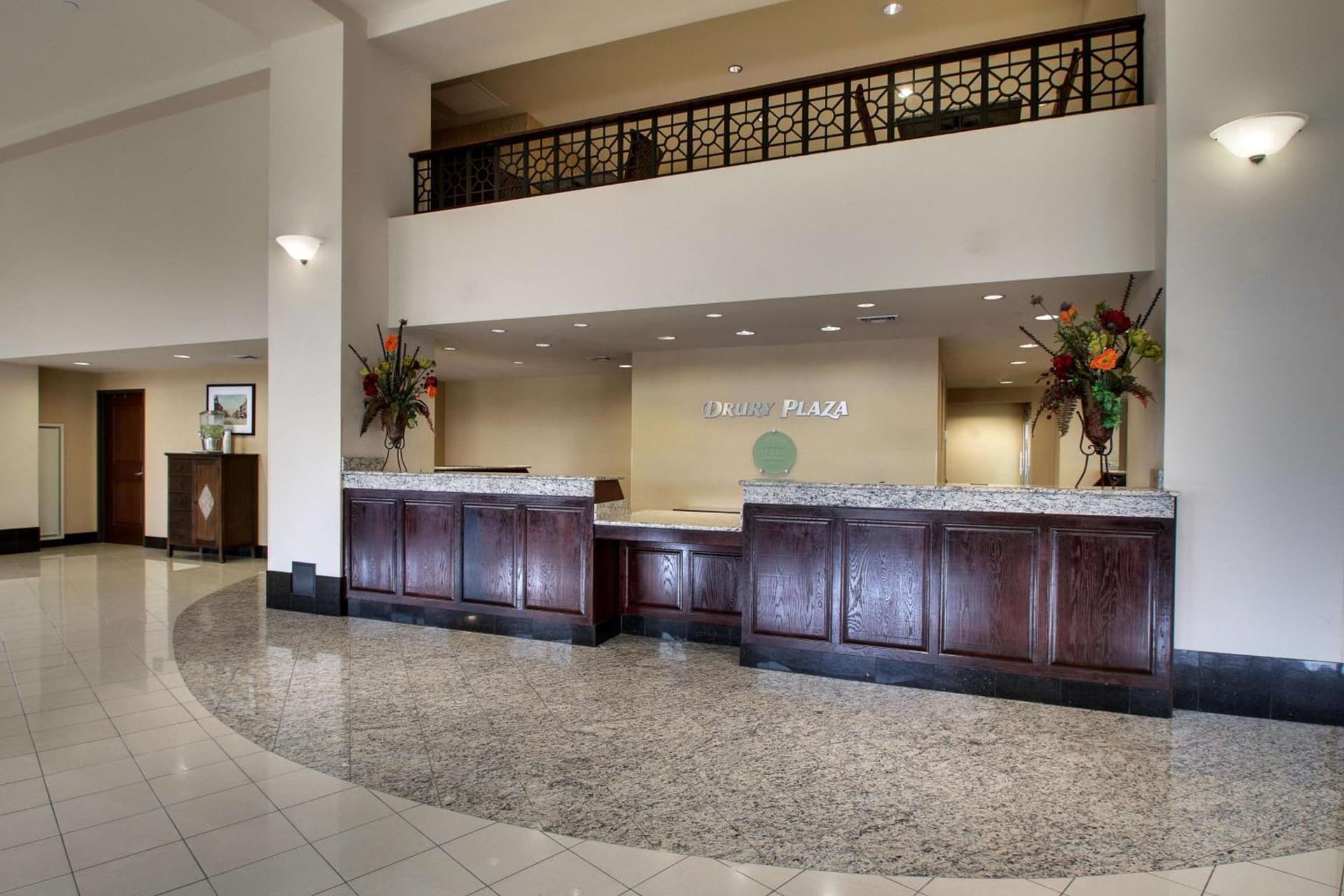 Drury Plaza Hotel Broadview Wichita gallery photo in Wichita, KS — image 39