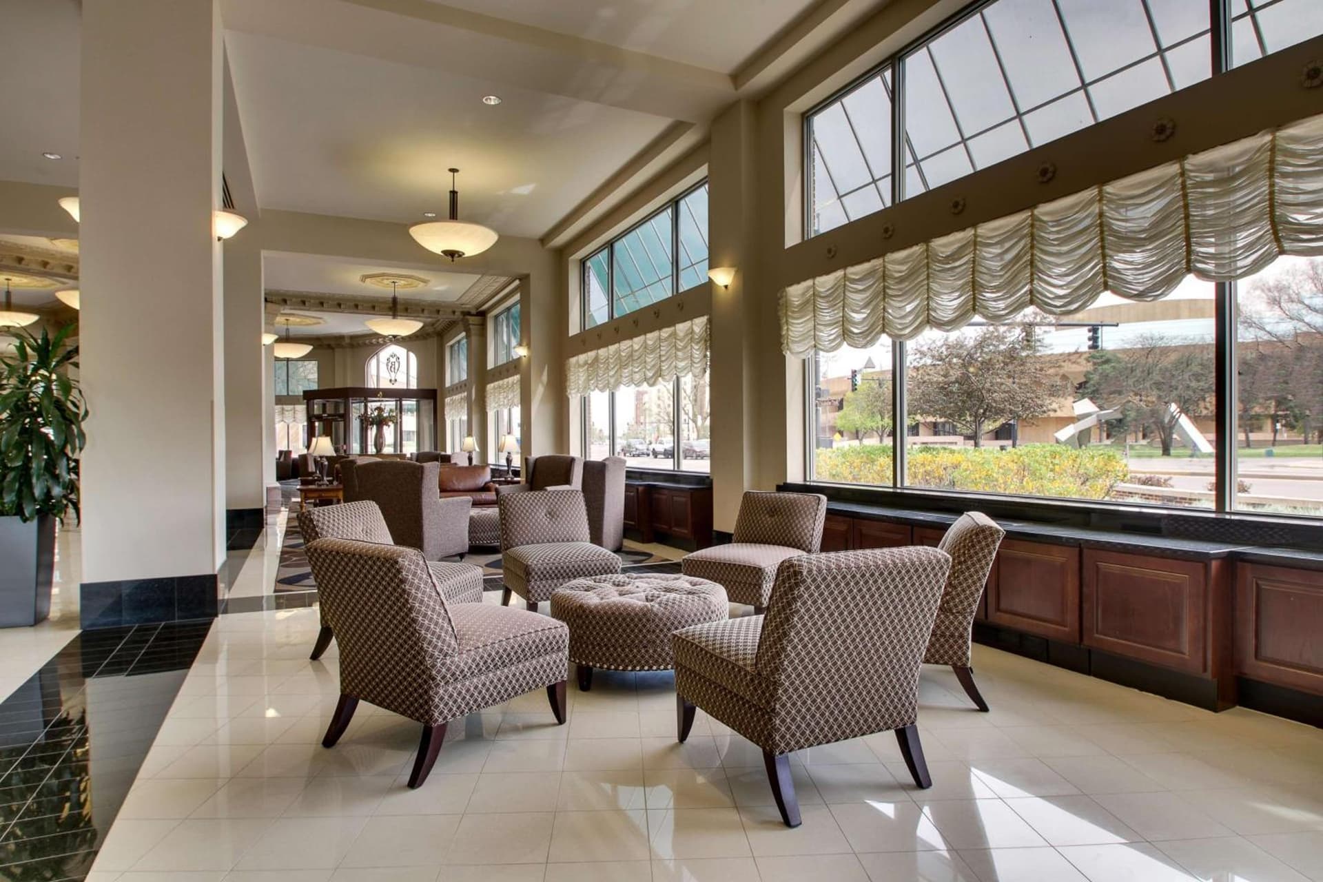 Drury Plaza Hotel Broadview Wichita gallery photo in Wichita, KS — image 34