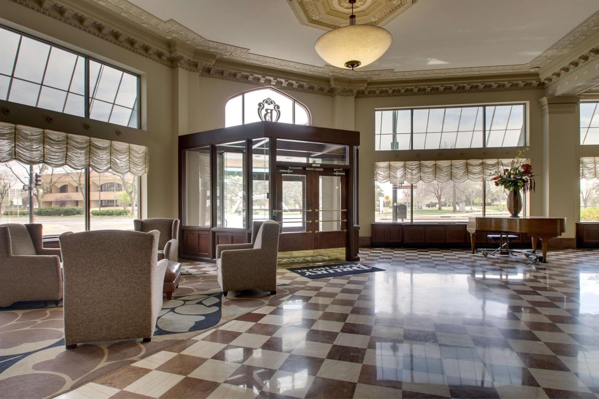 Drury Plaza Hotel Broadview Wichita gallery photo in Wichita, KS — image 92