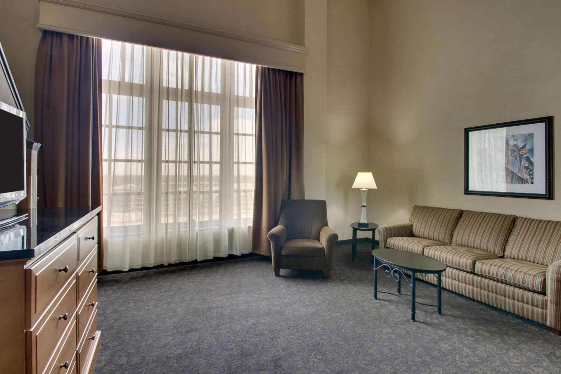 Drury Plaza Hotel Broadview Wichita gallery photo in Wichita, KS — image 43