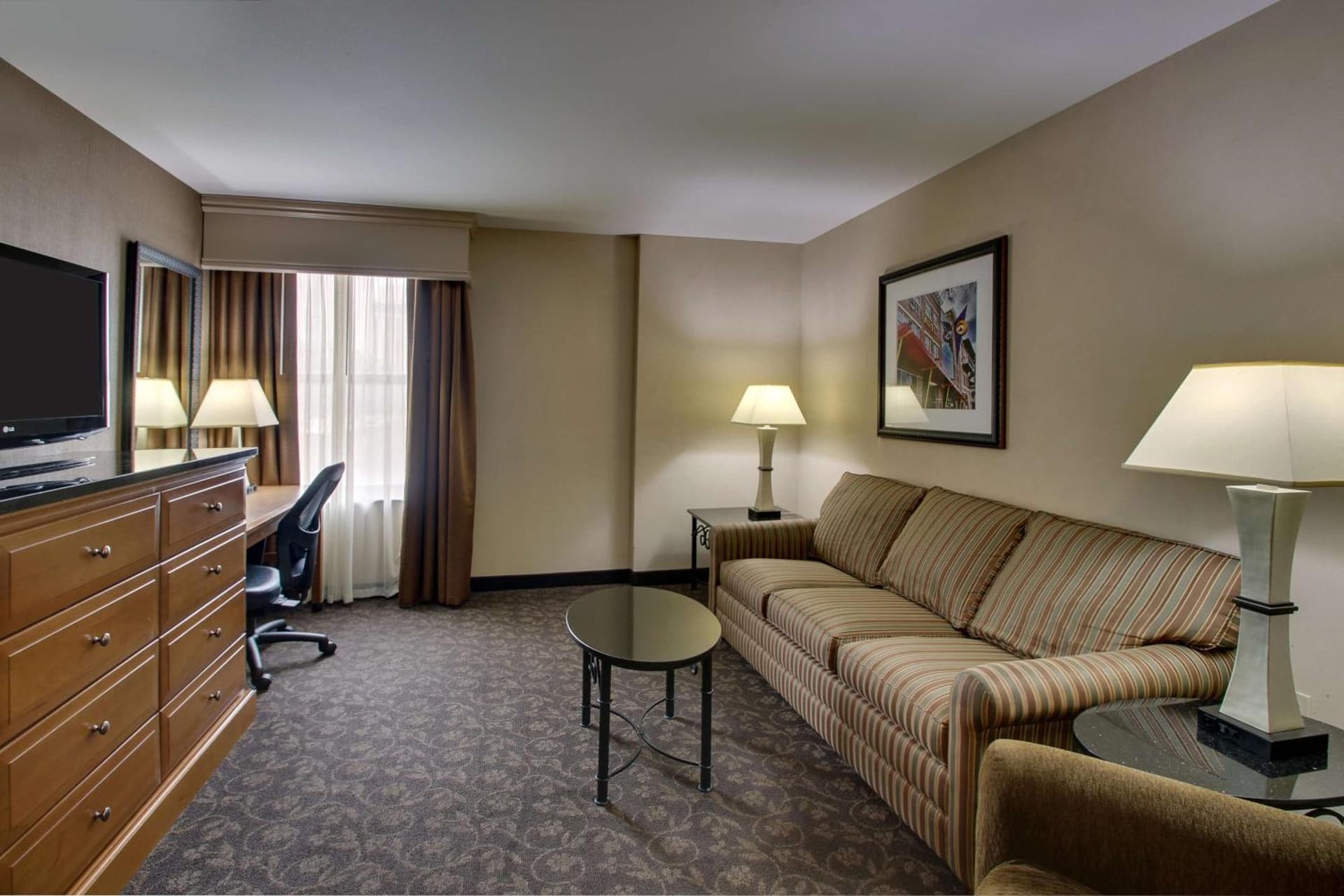 Drury Plaza Hotel Broadview Wichita gallery photo in Wichita, KS — image 101