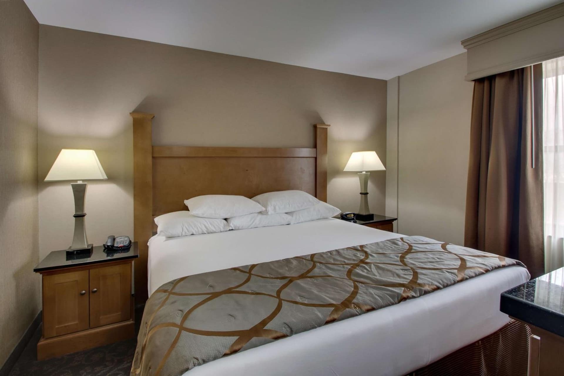 Drury Plaza Hotel Broadview Wichita gallery photo in Wichita, KS — image 30