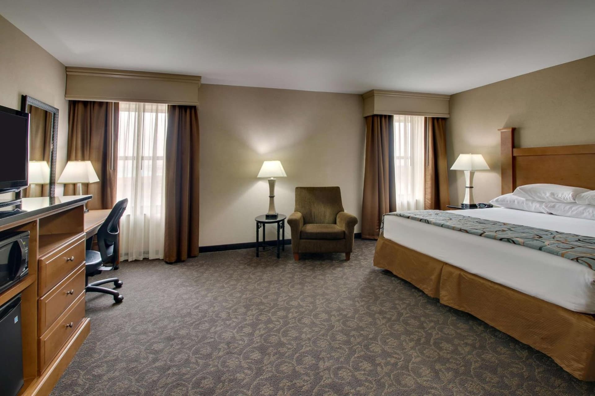 Drury Plaza Hotel Broadview Wichita gallery photo in Wichita, KS — image 91
