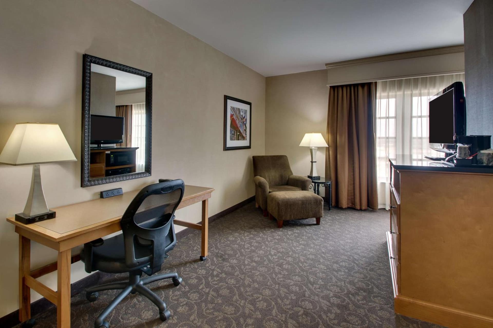 Drury Plaza Hotel Broadview Wichita gallery photo in Wichita, KS — image 41