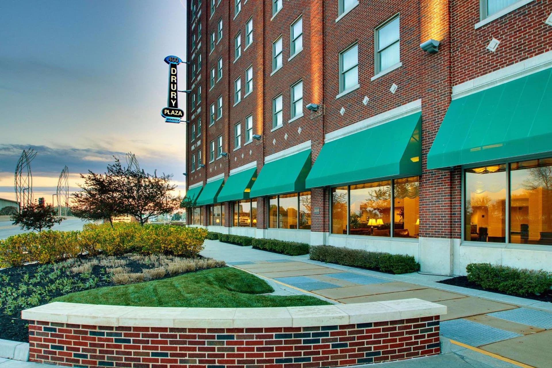 Drury Plaza Hotel Broadview Wichita property views in Wichita, KS — gallery photo 3