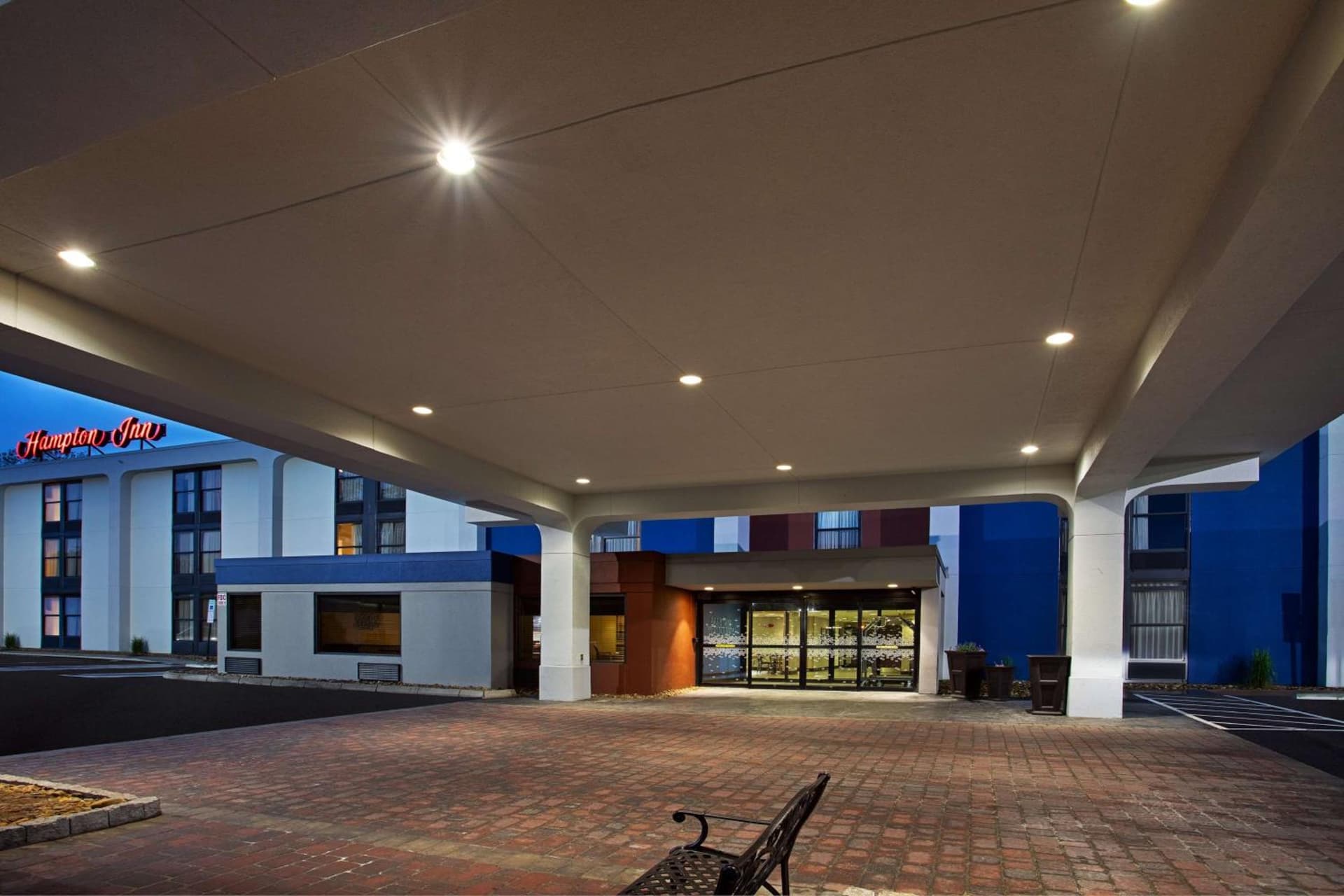 Hampton Inn State College interior in State College, PA — gallery photo 2