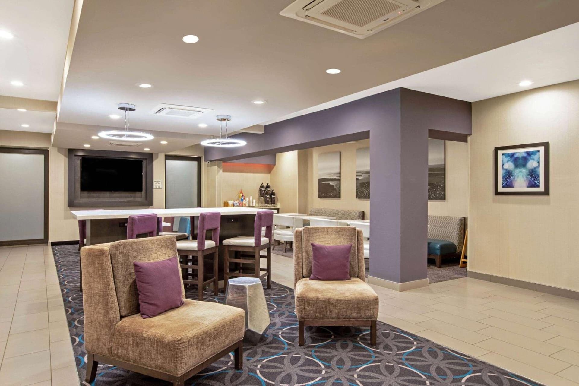 La Quinta by Wyndham Fayetteville gallery photo in Fayetteville, AR — image 7