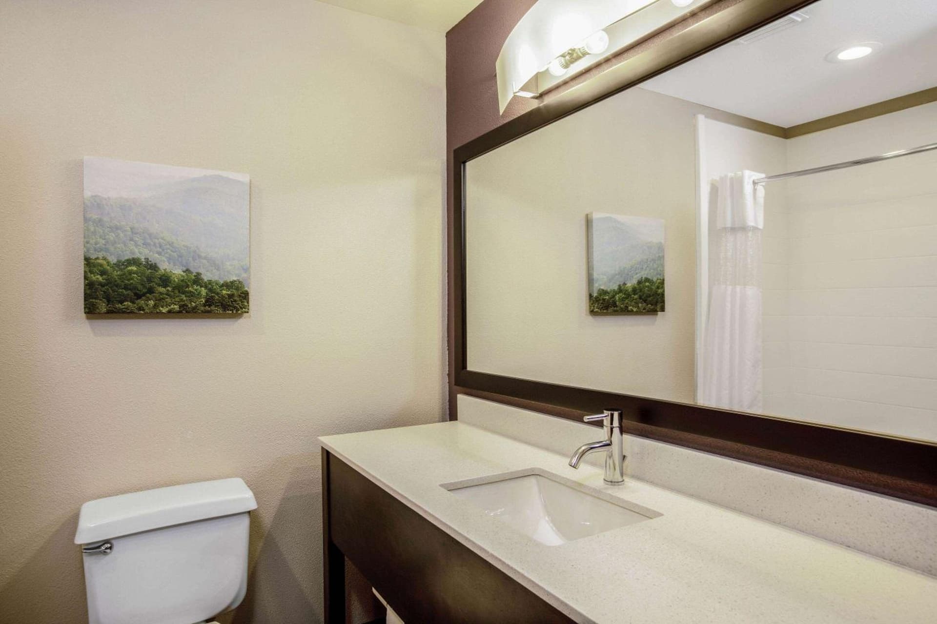 La Quinta by Wyndham Fayetteville gallery photo in Fayetteville, AR — image 10