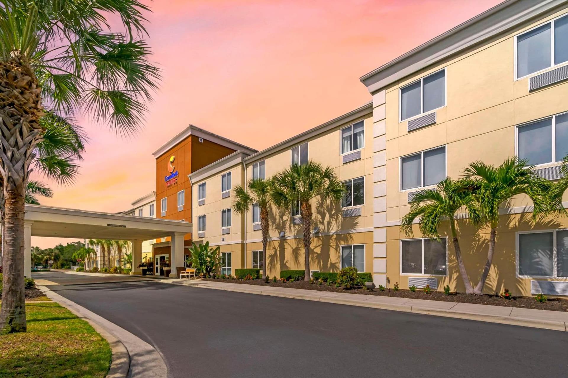 Comfort Suites Sarasota-Siesta Key gallery photo in Sarasota, FL — image 5