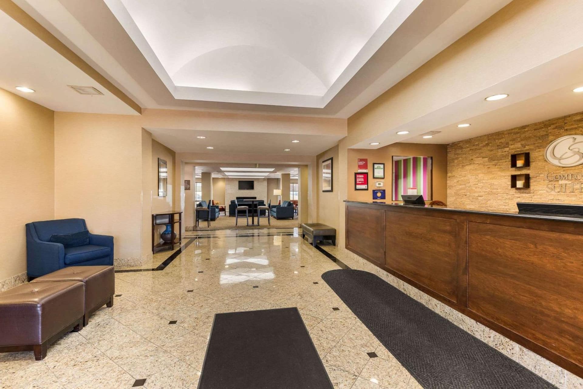 Comfort Suites Elkridge Columbia Gateway property views in Elkridge, MD — gallery photo 3