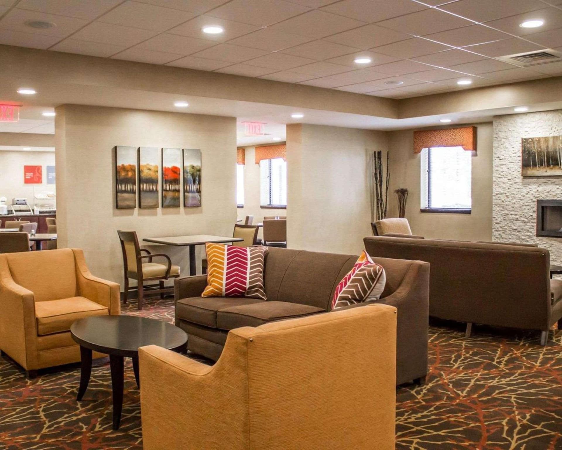 Garner Hotel Wadsworth by IHG interior in Wadsworth, OH — gallery photo 2