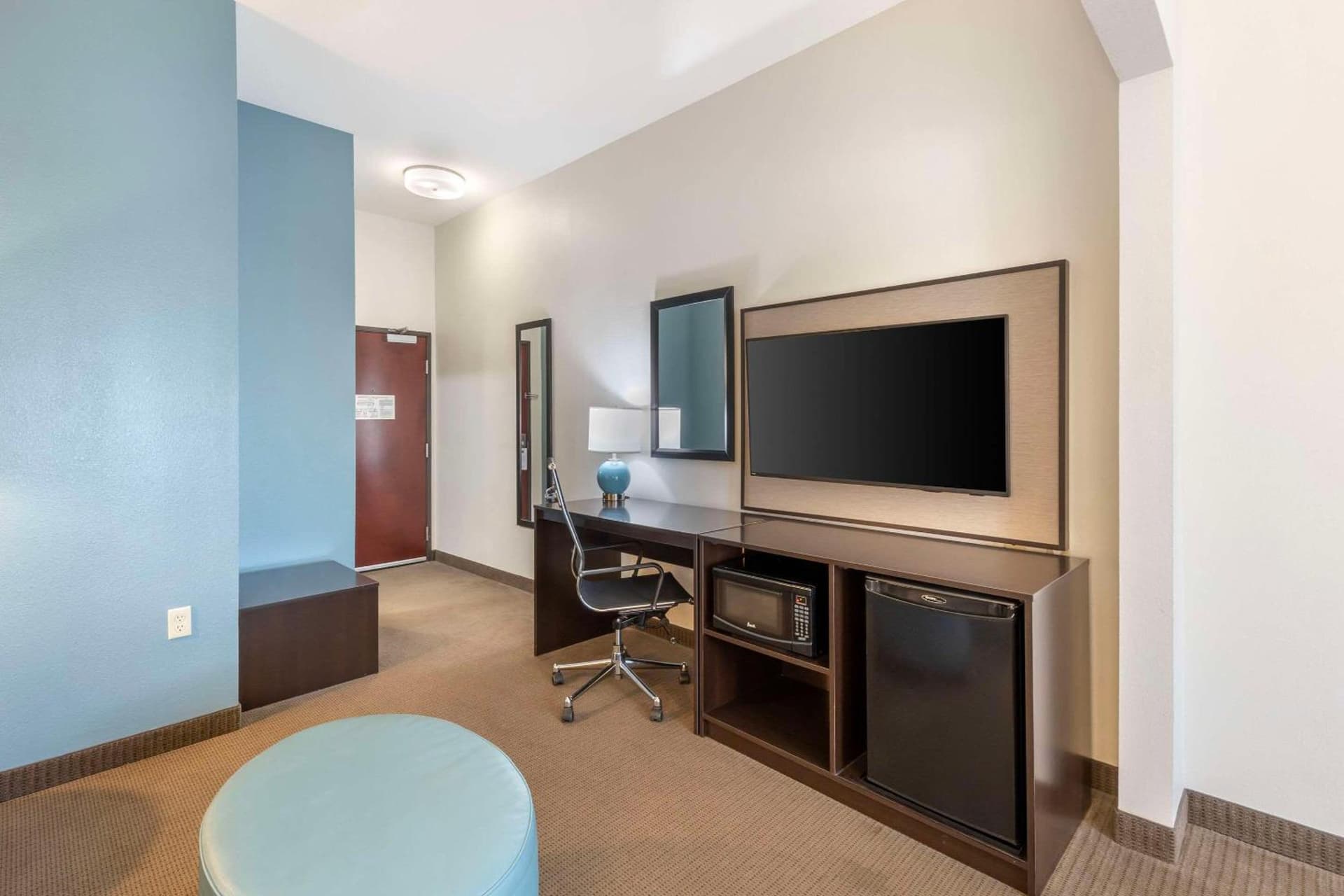 Garner Hotel Norman - University Area by IHG interior in Norman, OK — gallery photo 2