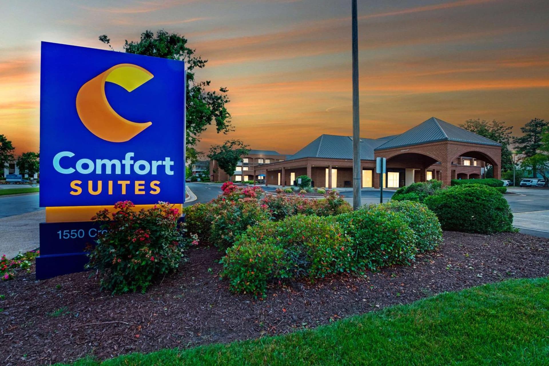 Comfort Suites Chesapeake - Norfolk interior in Chesapeake, VA — gallery photo 2