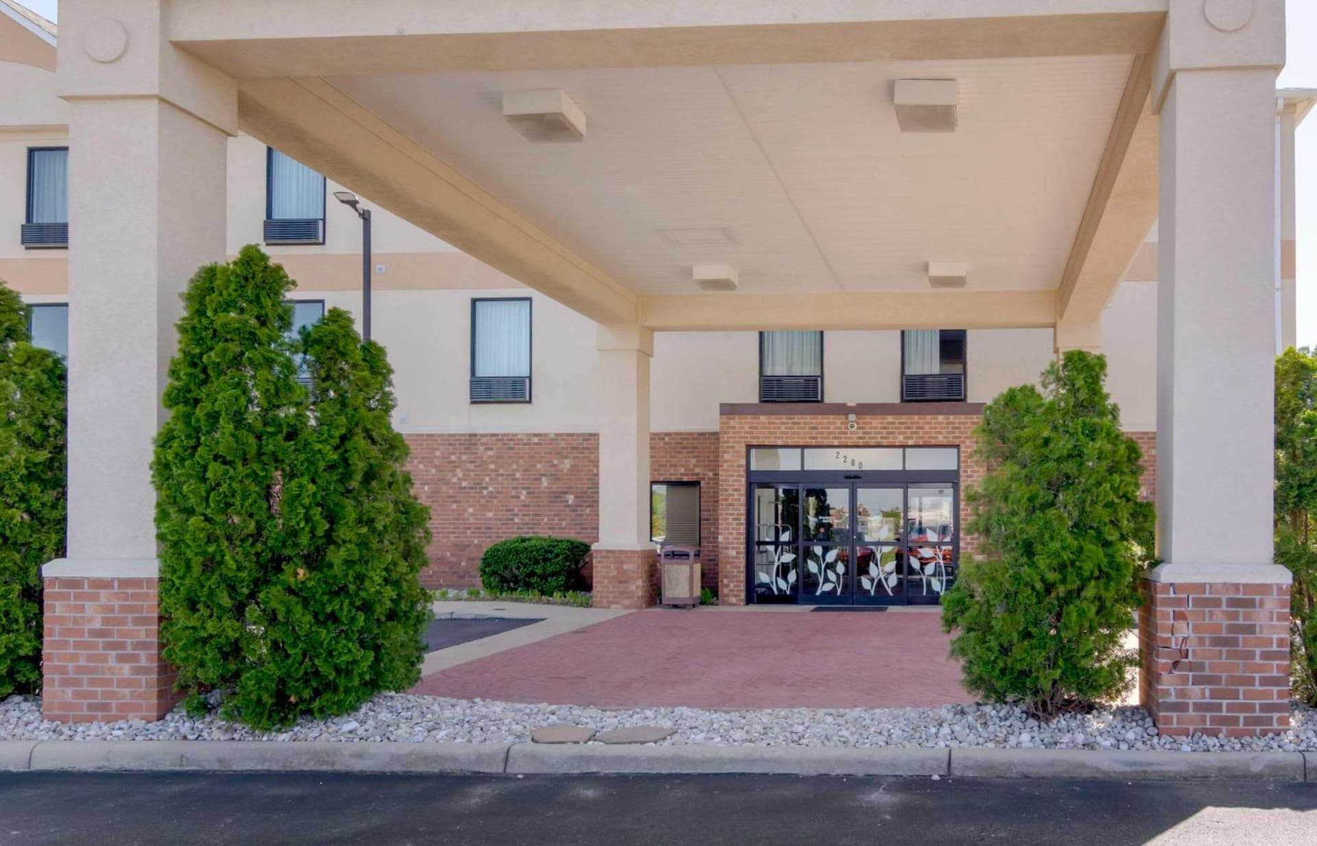 Sleep Inn & Suites Prince George near Fort Lee interior in Riverdale, VA — gallery photo 2