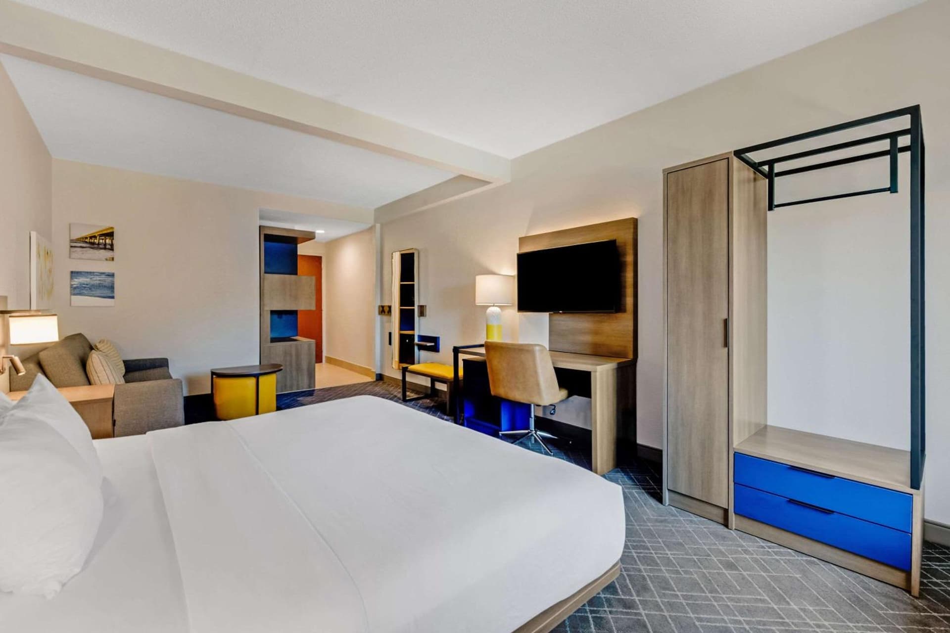 Comfort Suites Chesapeake - Norfolk gallery photo in Chesapeake, VA — image 26