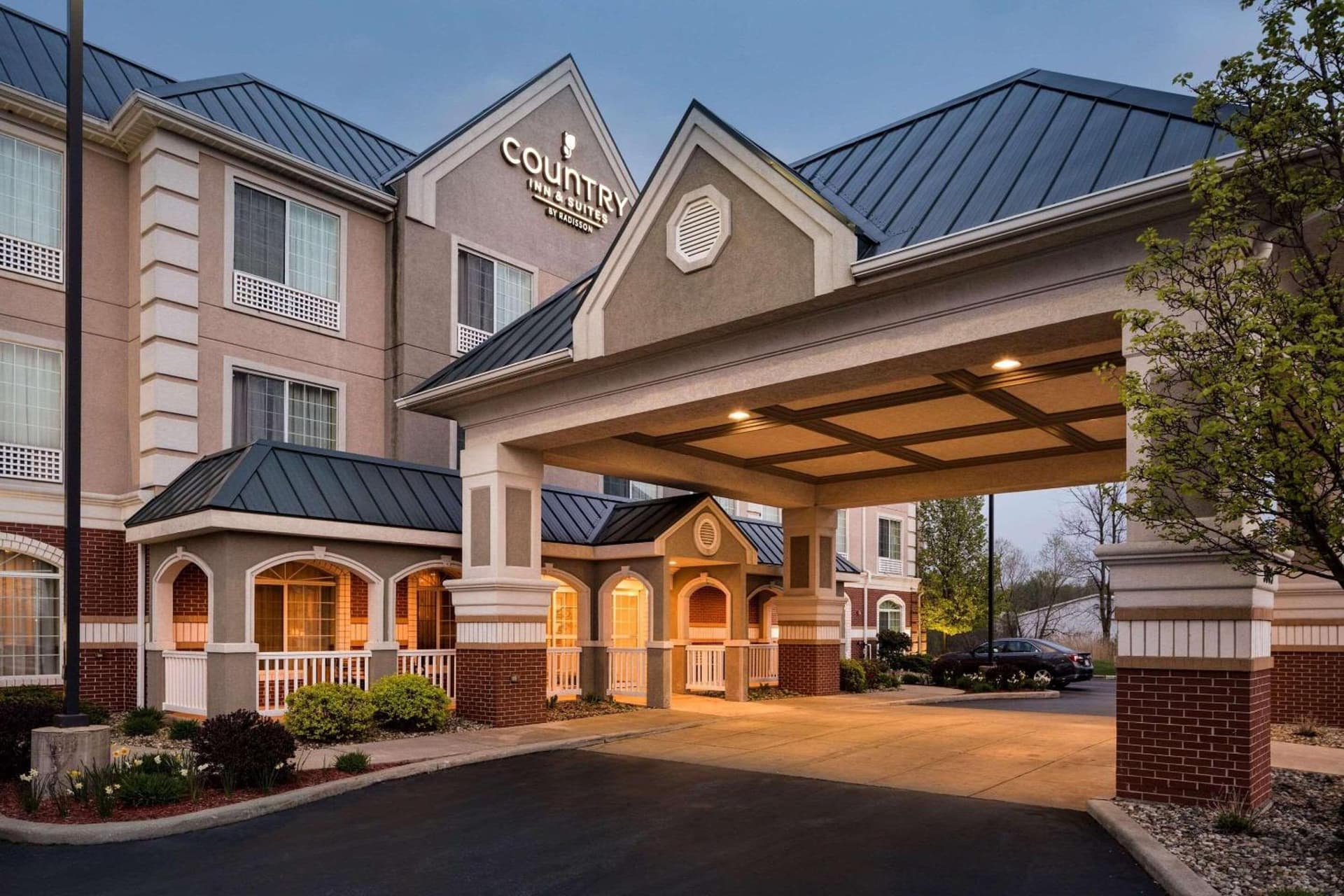 Country Inn & Suites by Radisson, Michigan City, IN featured exterior or lobby in Michigan City, IN — similar hotel