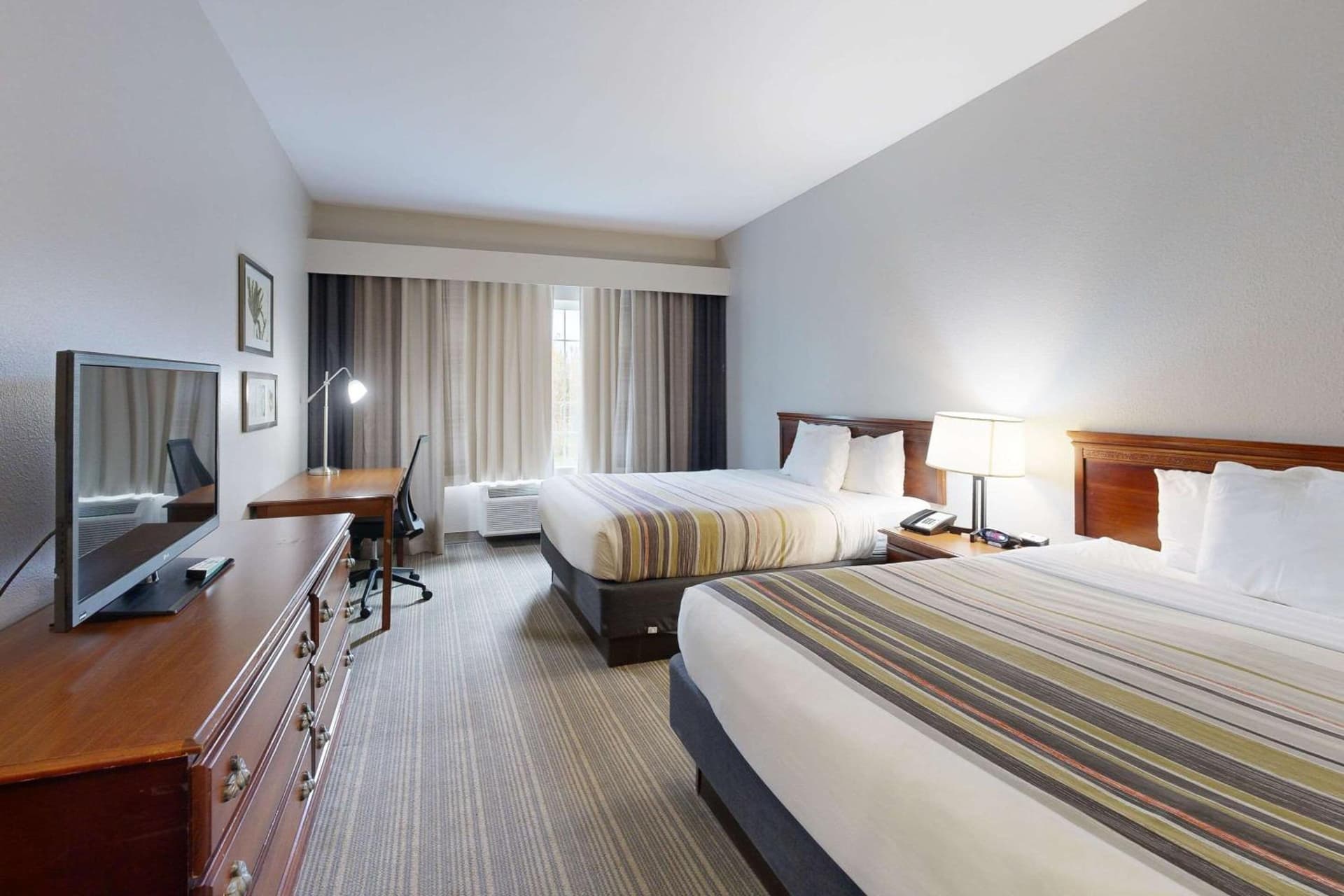 Country Inn & Suites by Radisson, Michigan City, IN gallery photo in Michigan City, IN — image 38