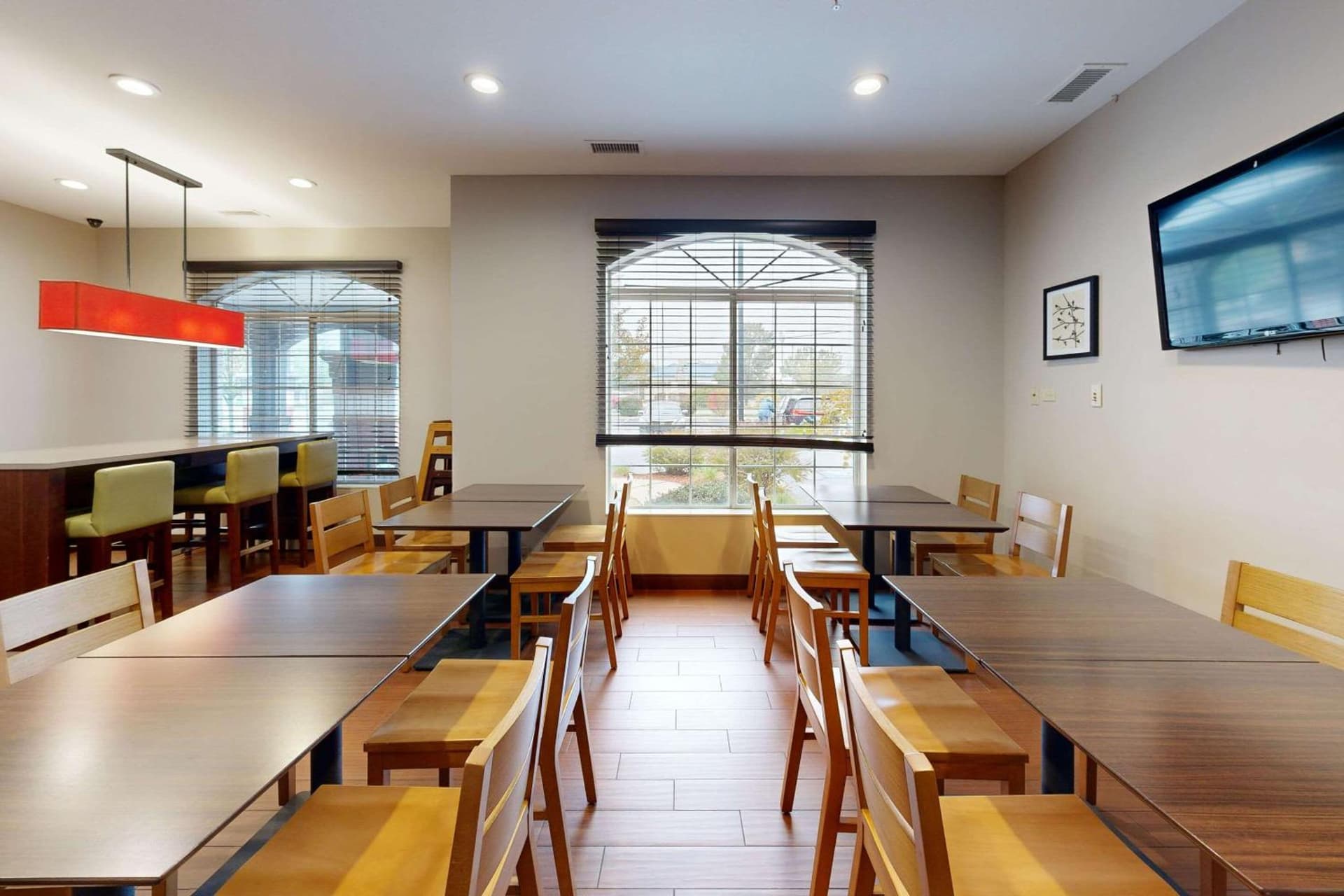 Country Inn & Suites by Radisson, Michigan City, IN gallery photo in Michigan City, IN — image 42