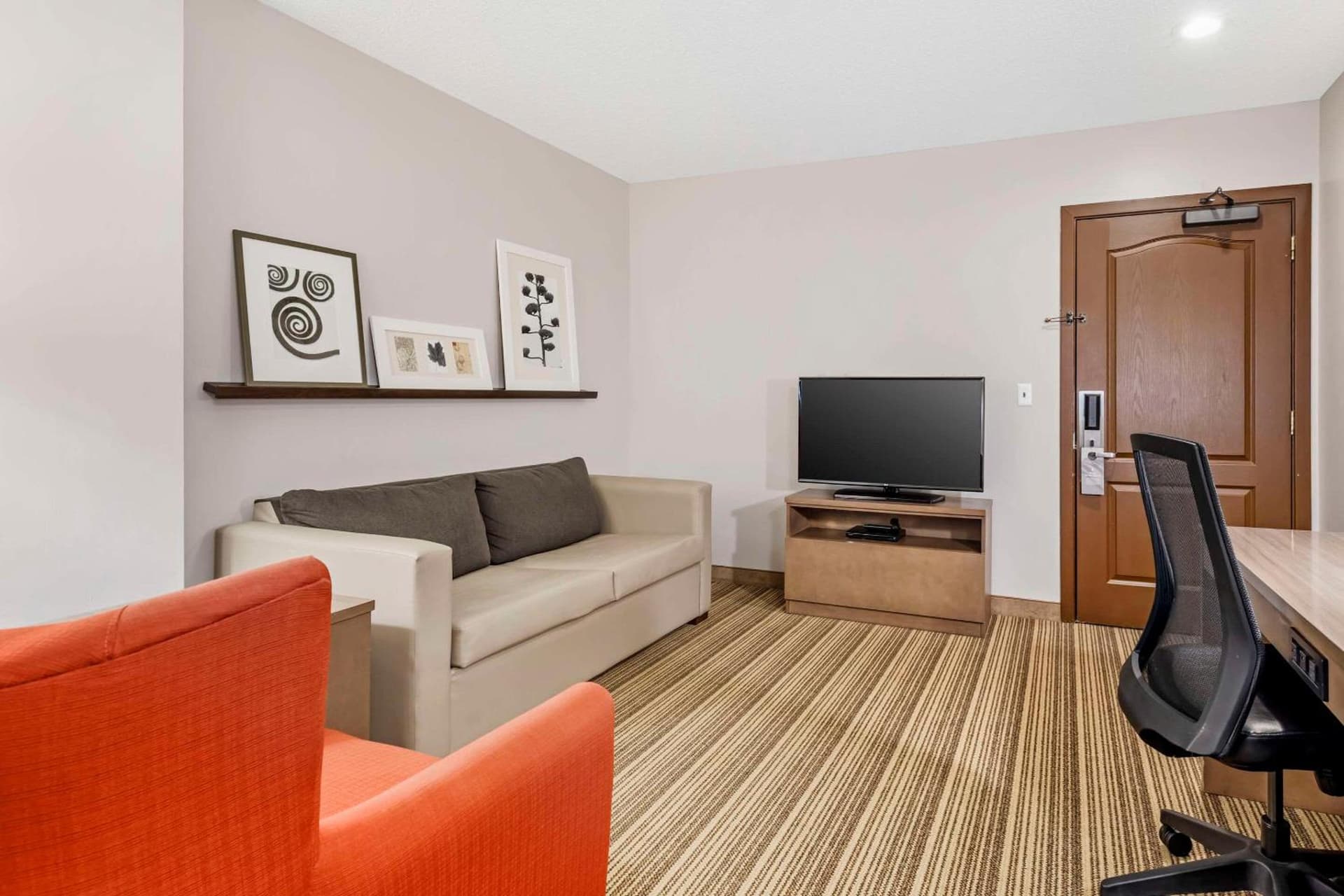 Country Inn & Suites by Radisson, Annapolis, MD interior in Annapolis, MD — gallery photo 2