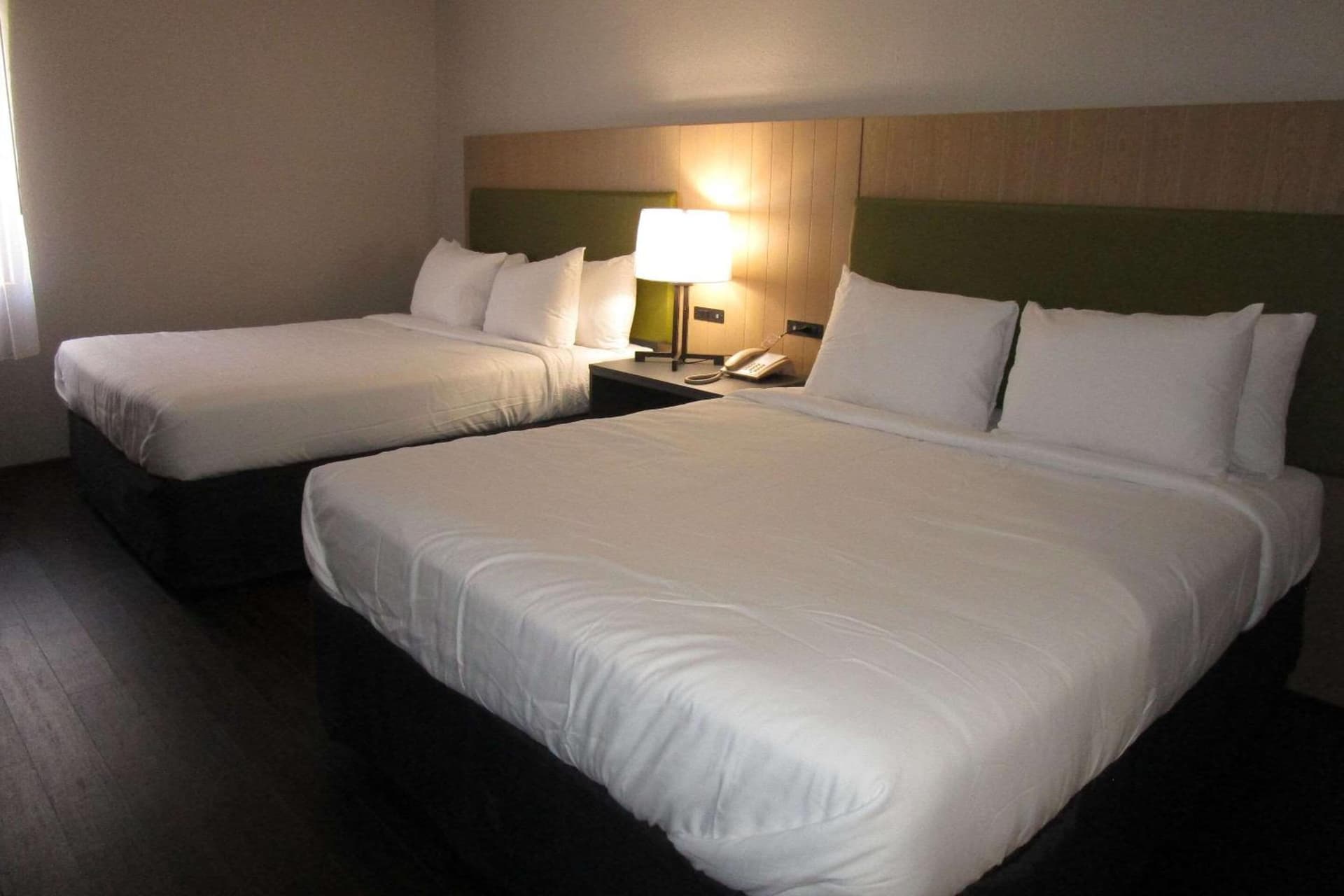 Country Inn & Suites by Radisson, Dunbar - Charleston gallery photo in Dunbar, WV — image 37