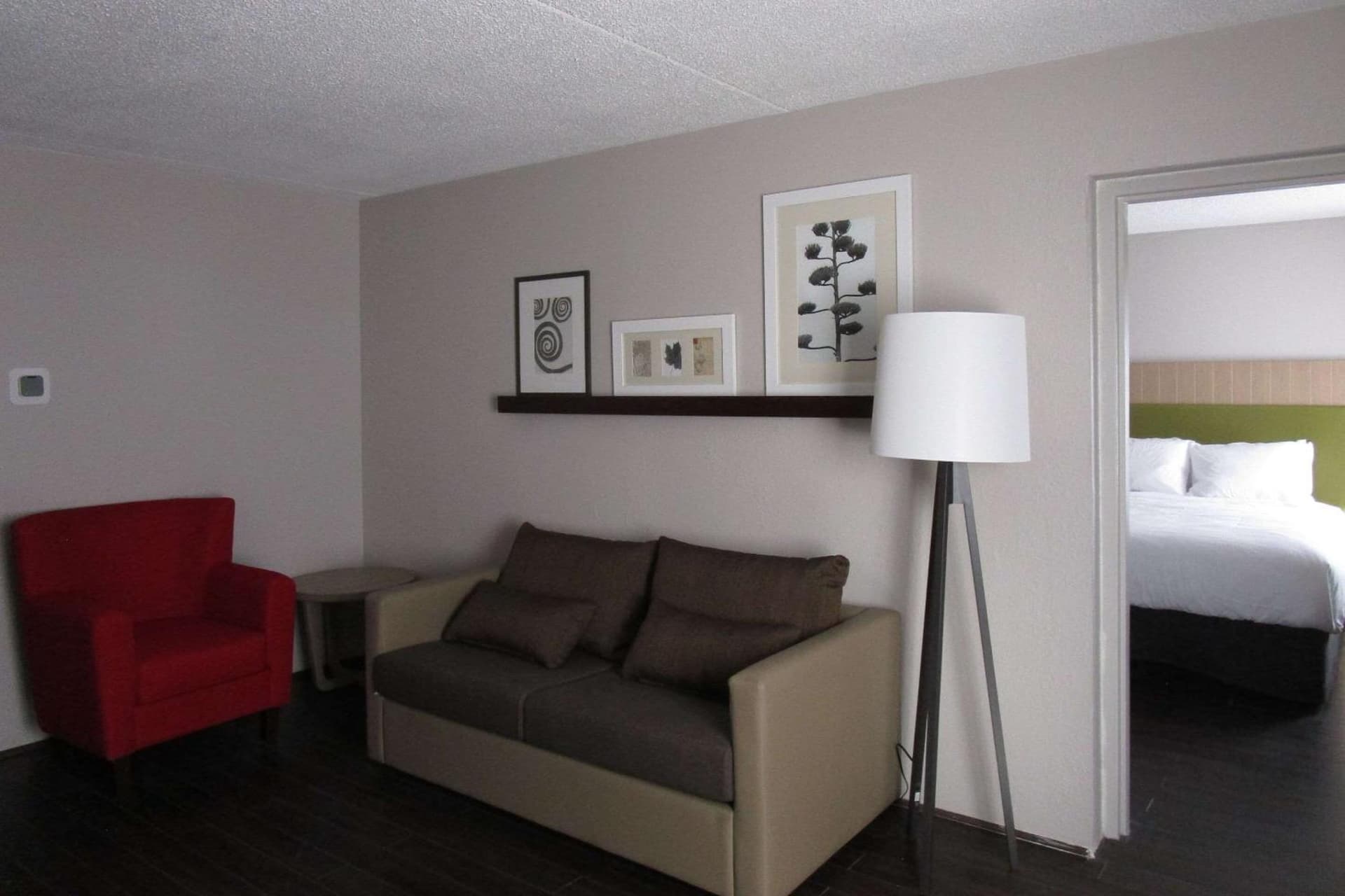 Country Inn & Suites by Radisson, Dunbar - Charleston gallery photo in Dunbar, WV — image 16