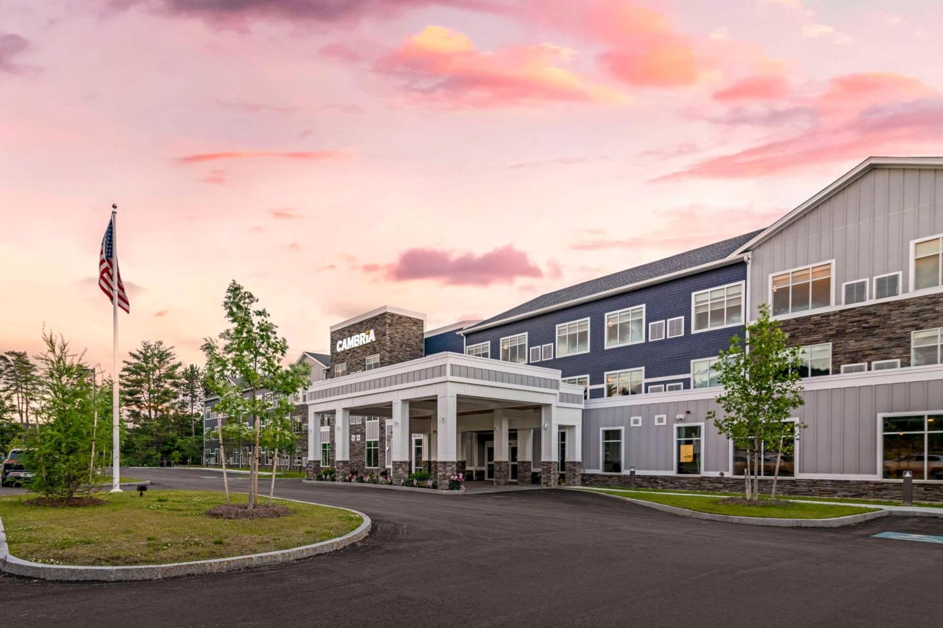 Cambria Hotel North Conway property views in North Conway, NH — gallery photo 3