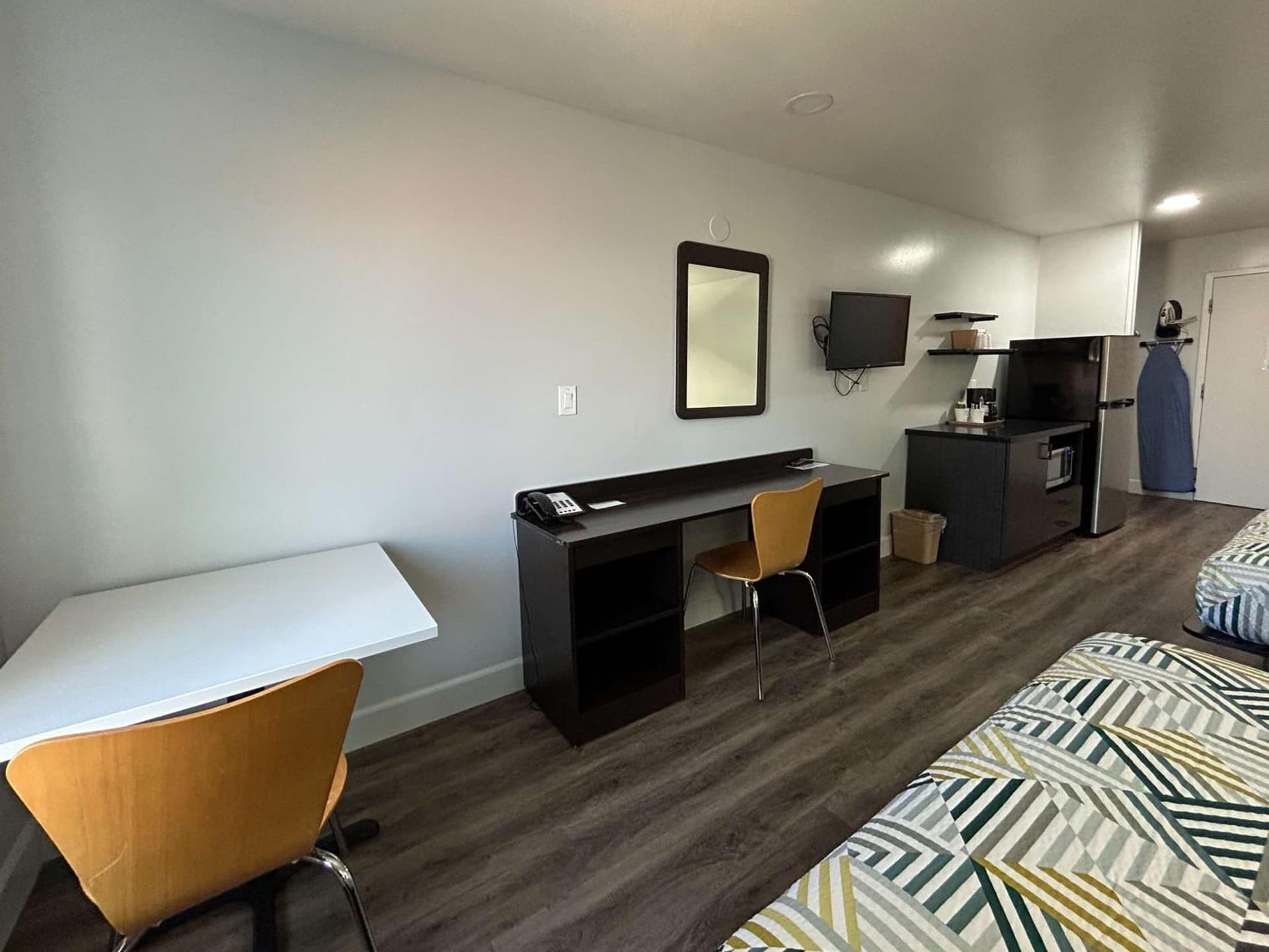 Studio 6 Suites Hesperia CA West Main Street I 15 gallery photo in Hesperia, CA — image 19