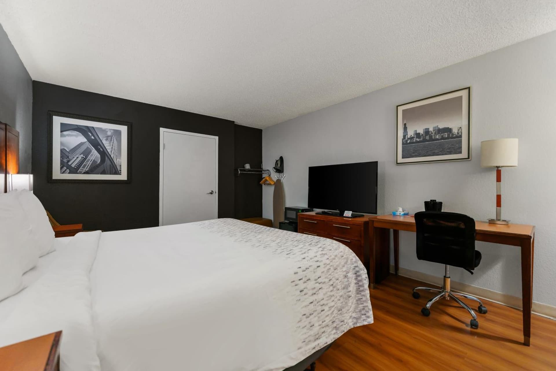Econo Lodge Rockford Casino Area gallery photo in Rockford, IL — image 50